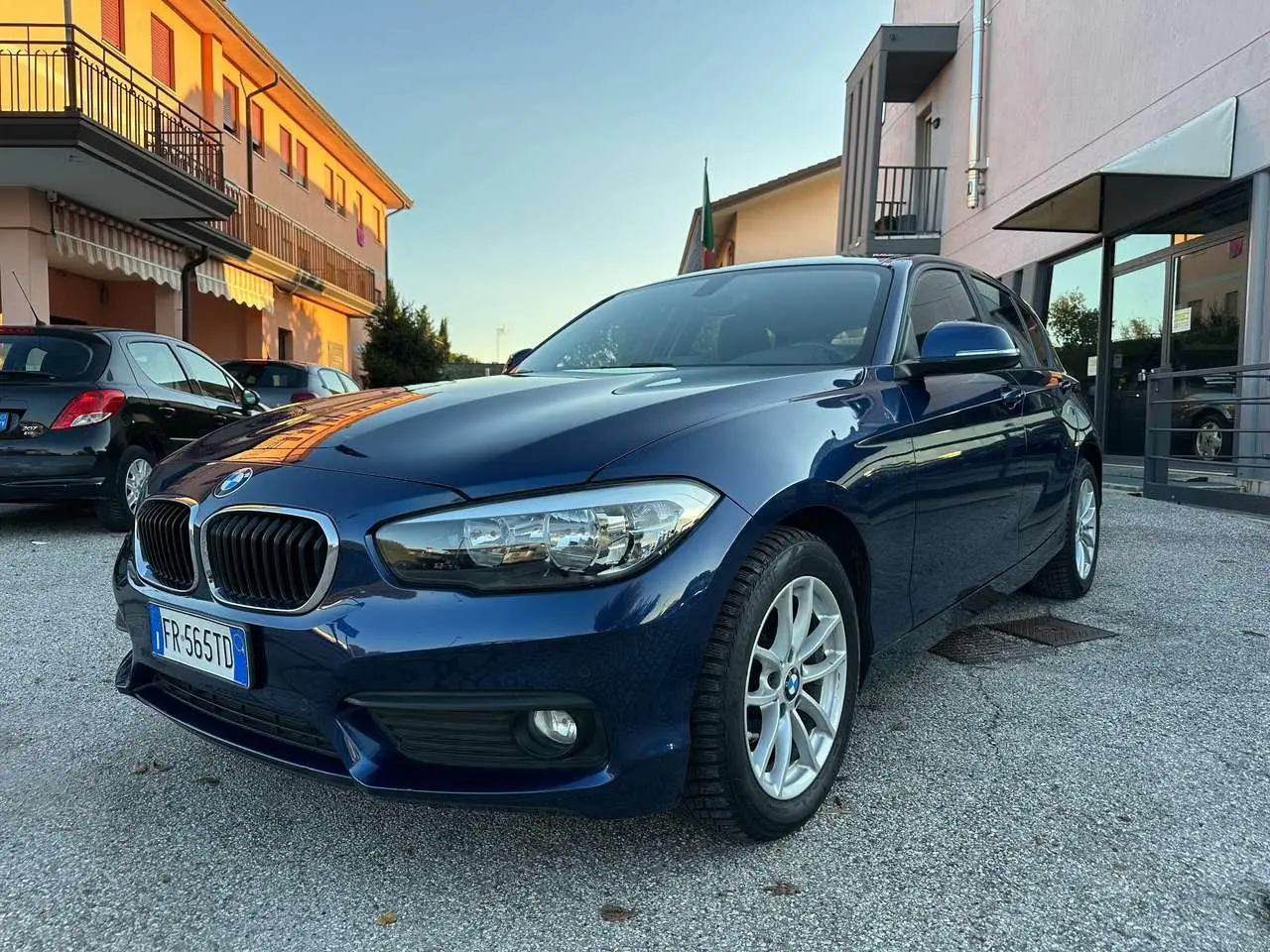 Photo 1 : Bmw Serie 1 2018 Diesel