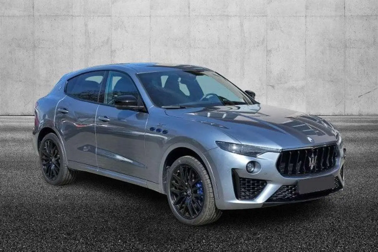 Photo 1 : Maserati Levante 2022 Hybride