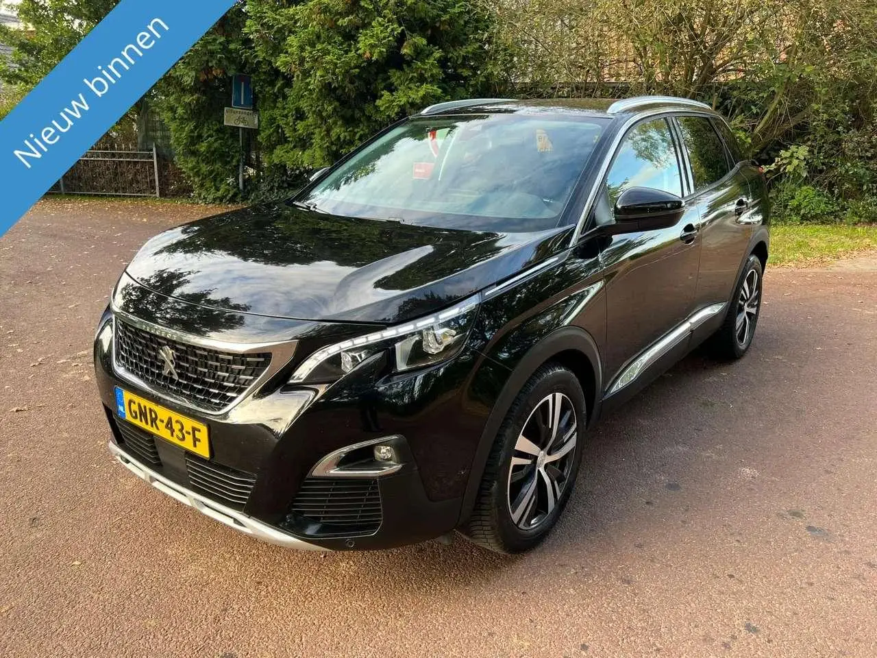 Photo 1 : Peugeot 3008 2020 Essence