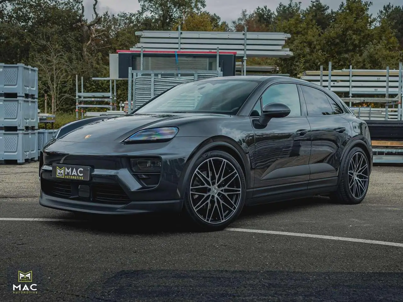 Photo 1 : Porsche Macan 2024 Électrique