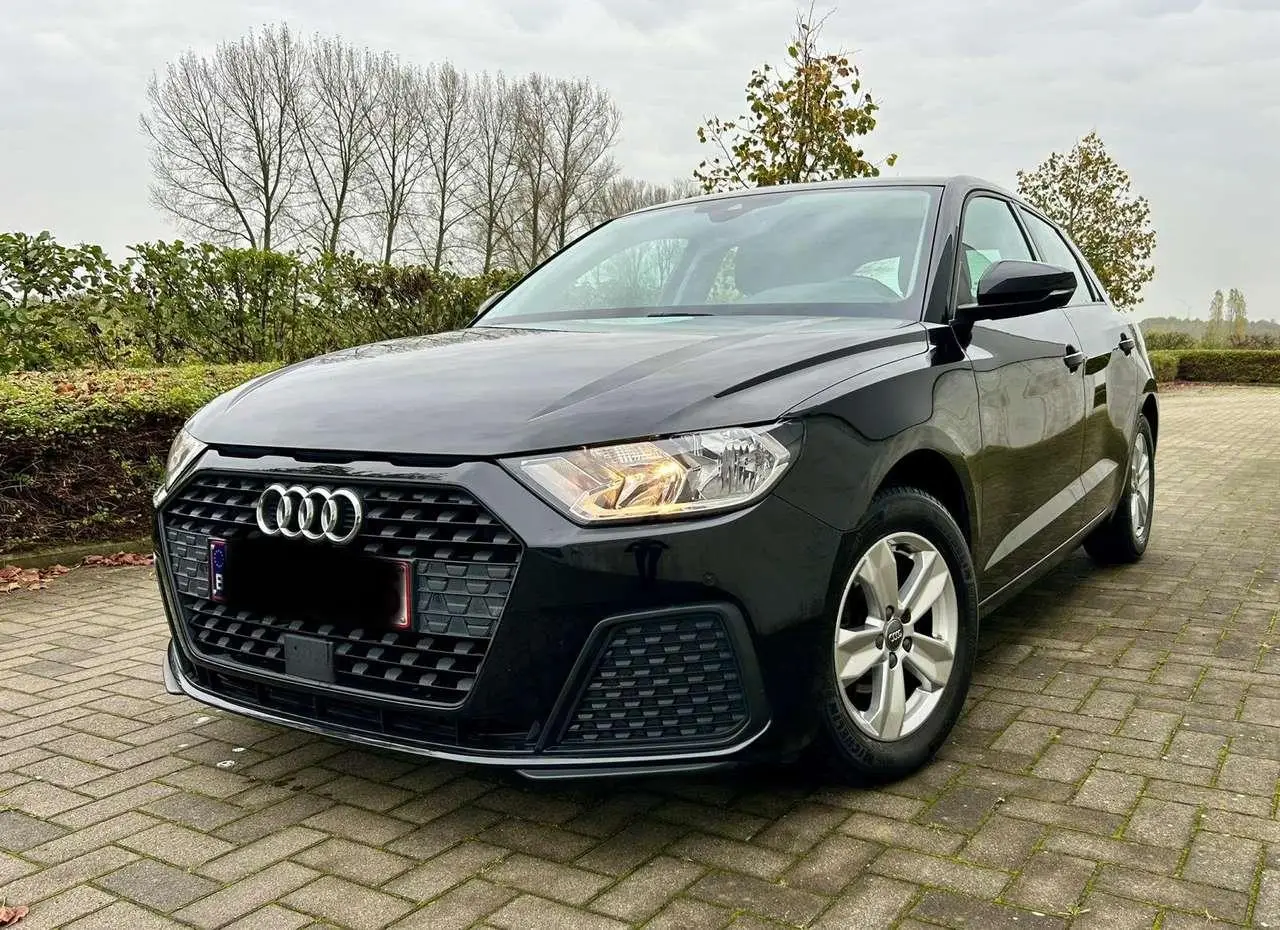 Photo 1 : Audi A1 2019 Essence