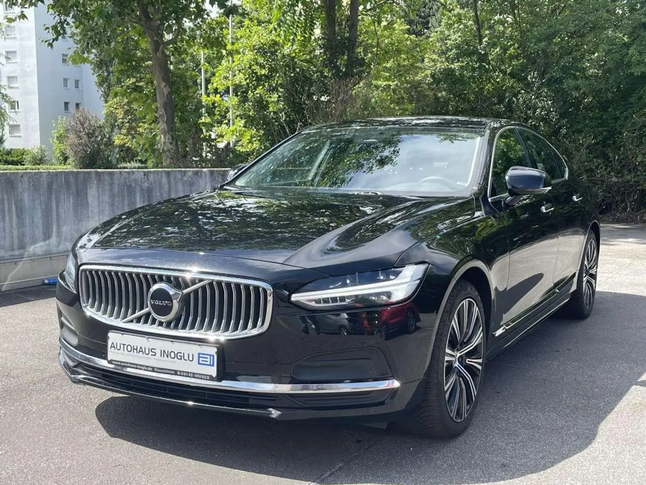 Photo 1 : Volvo S90 2022 Essence