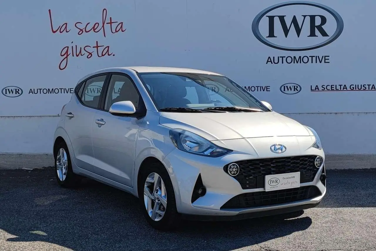 Photo 1 : Hyundai I10 2021 Essence