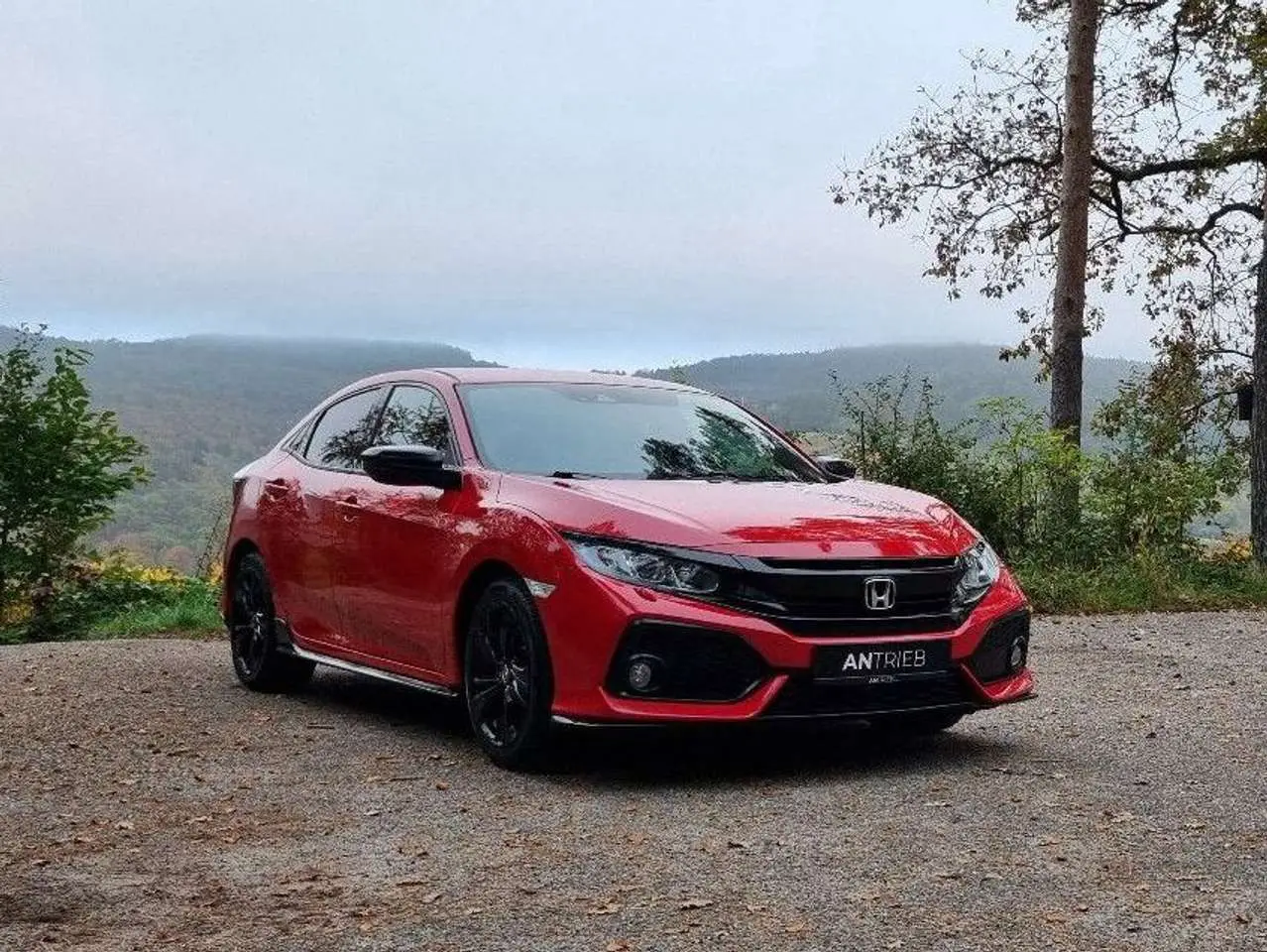 Photo 1 : Honda Civic 2019 Petrol