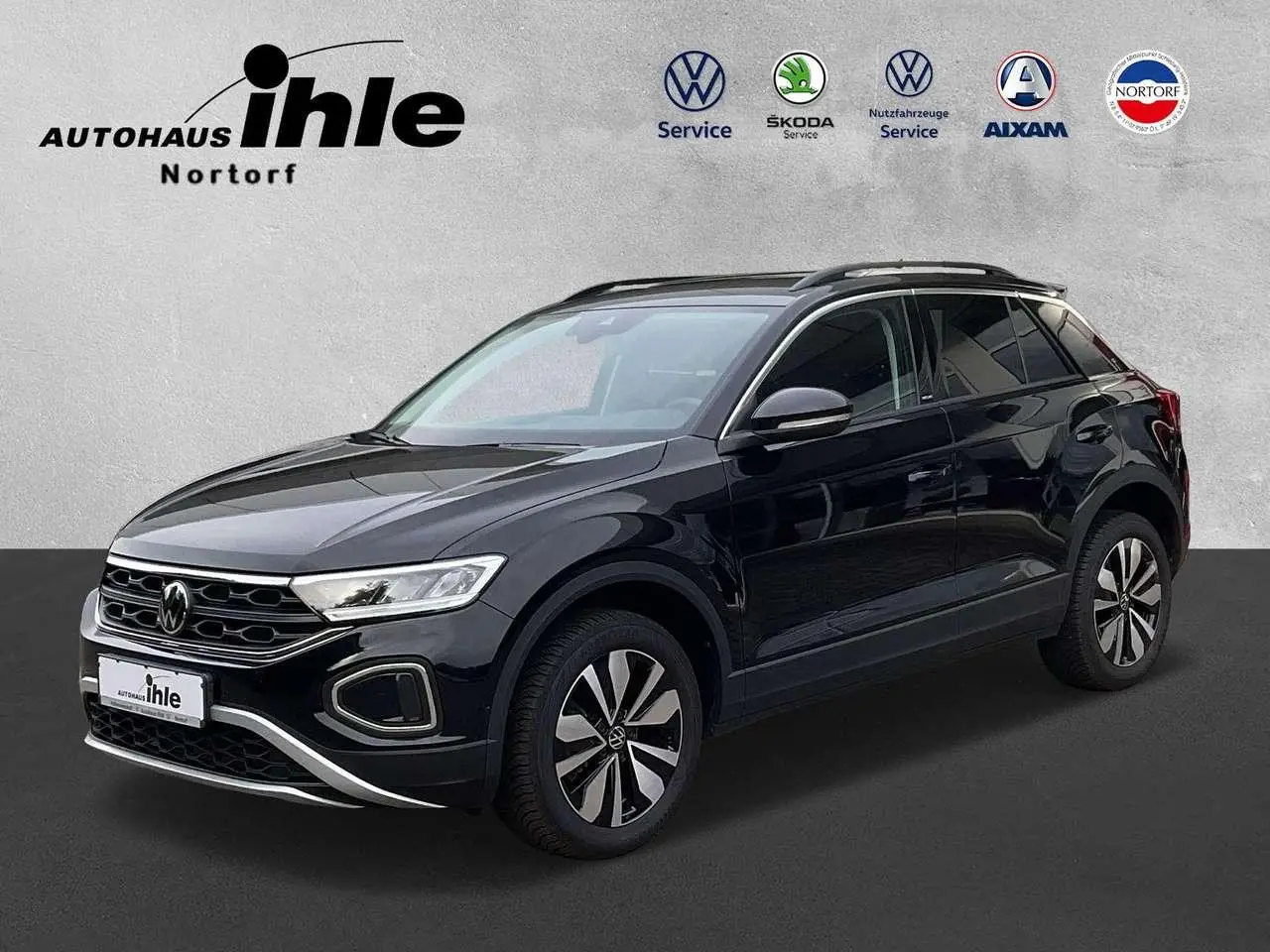 Photo 1 : Volkswagen T-roc 2023 Essence