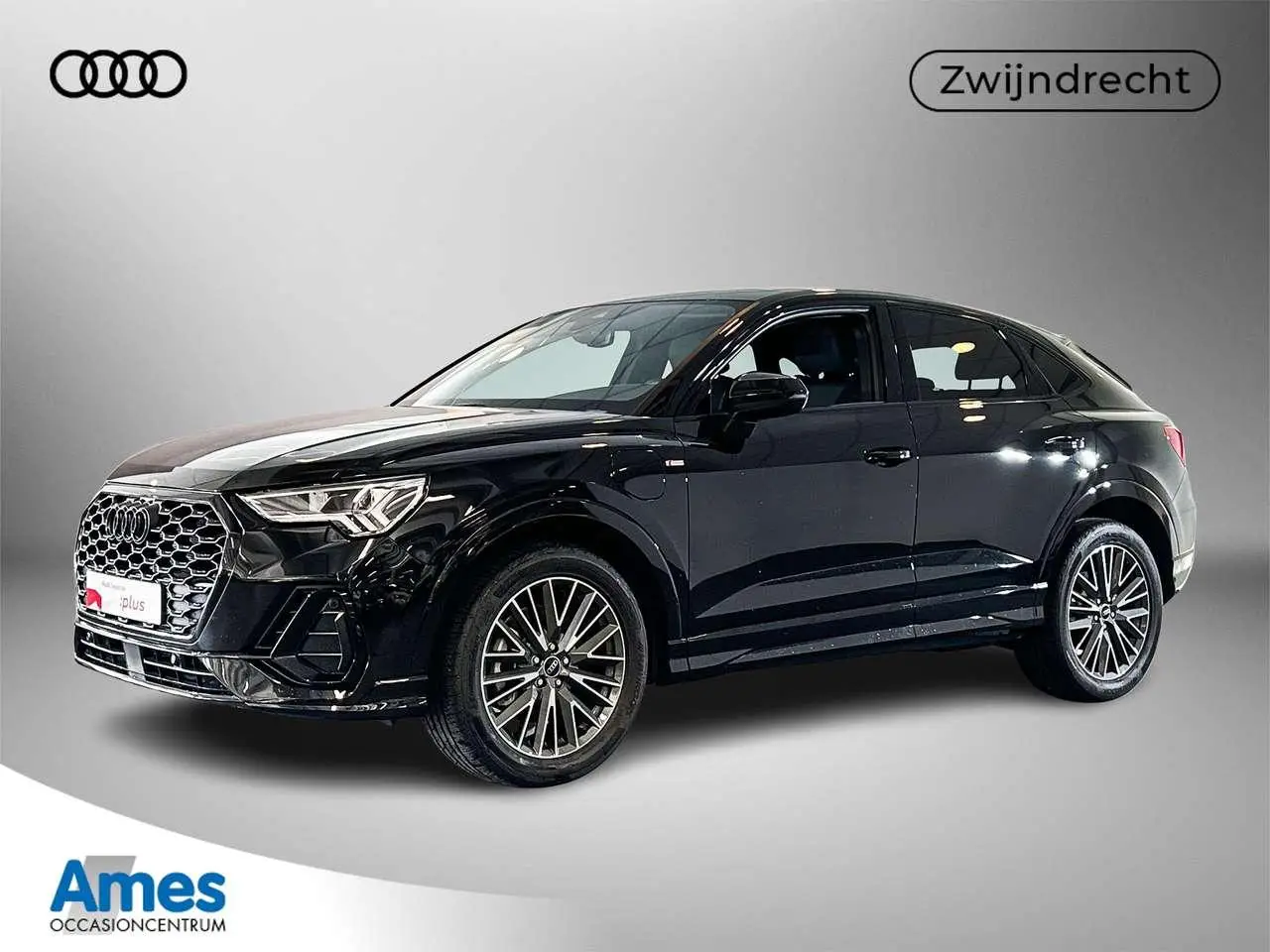 Photo 1 : Audi Q3 2024 Hybride