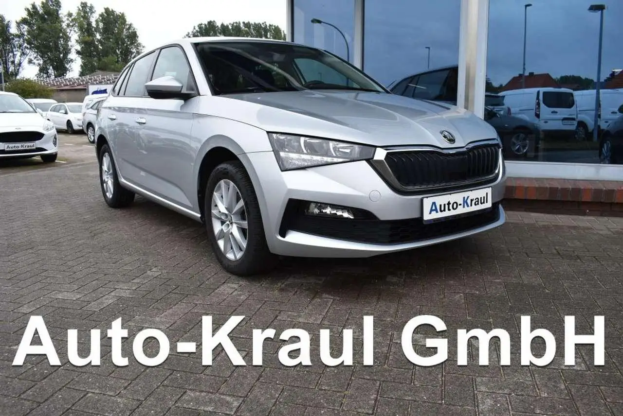 Photo 1 : Skoda Scala 2021 Essence