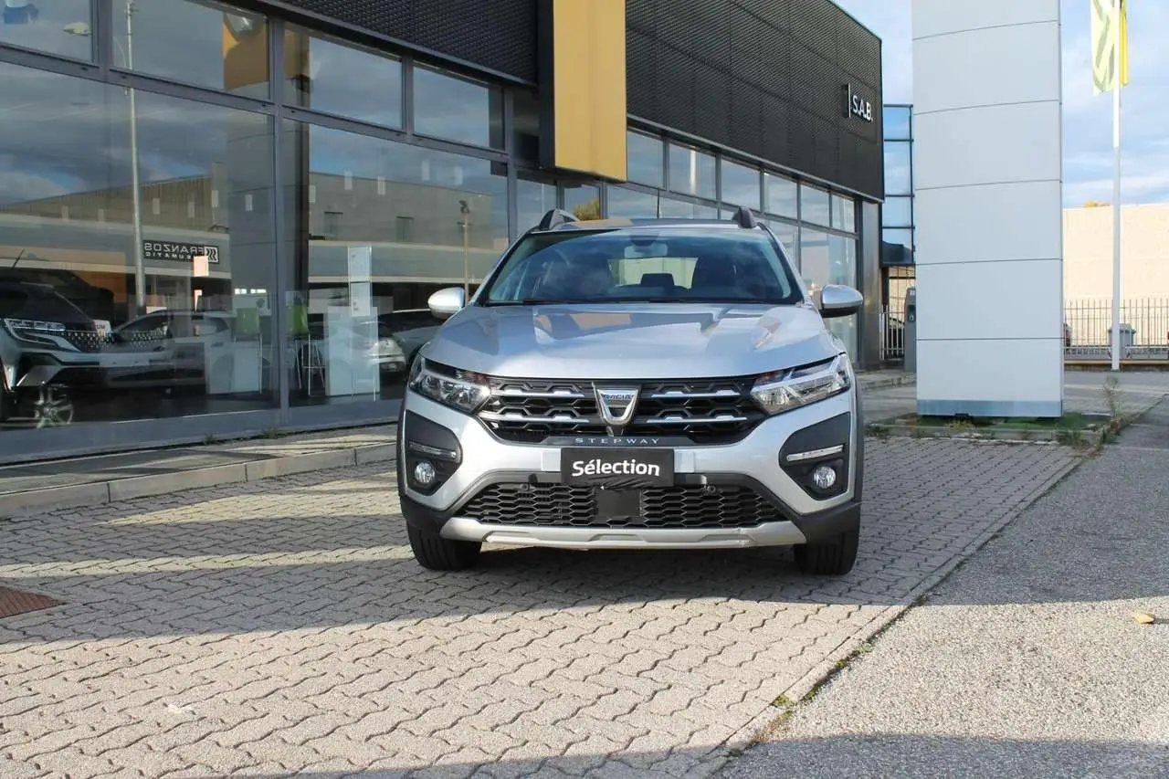 Photo 1 : Dacia Sandero 2023 Essence