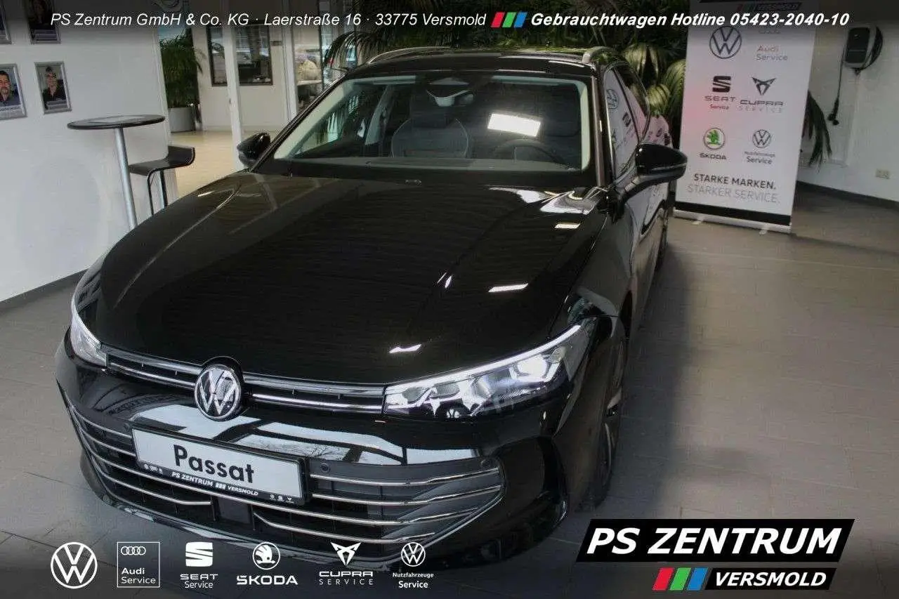 Photo 1 : Volkswagen Passat 2024 Essence