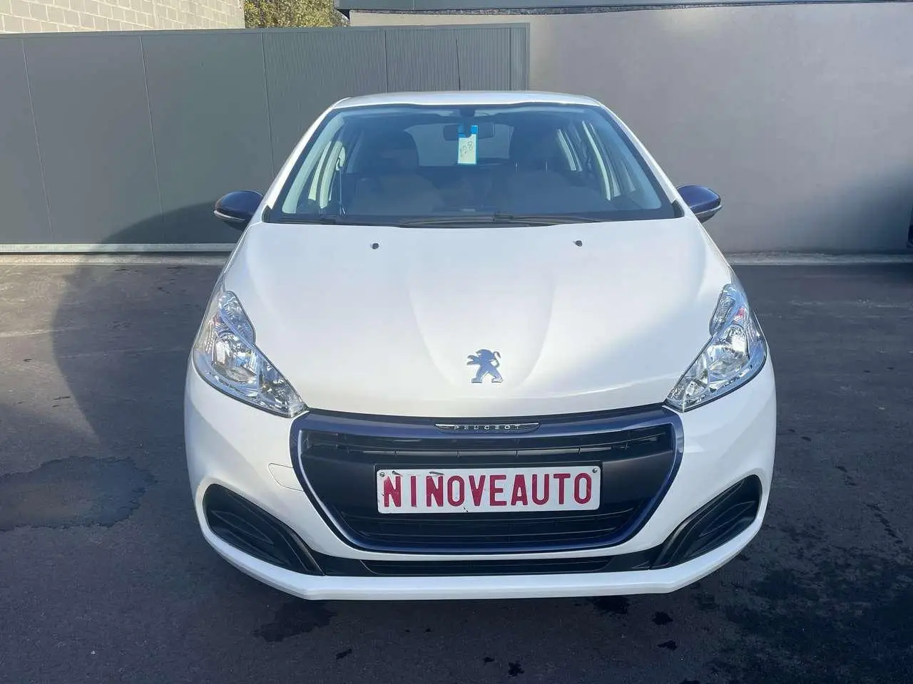 Photo 1 : Peugeot 208 2016 Petrol