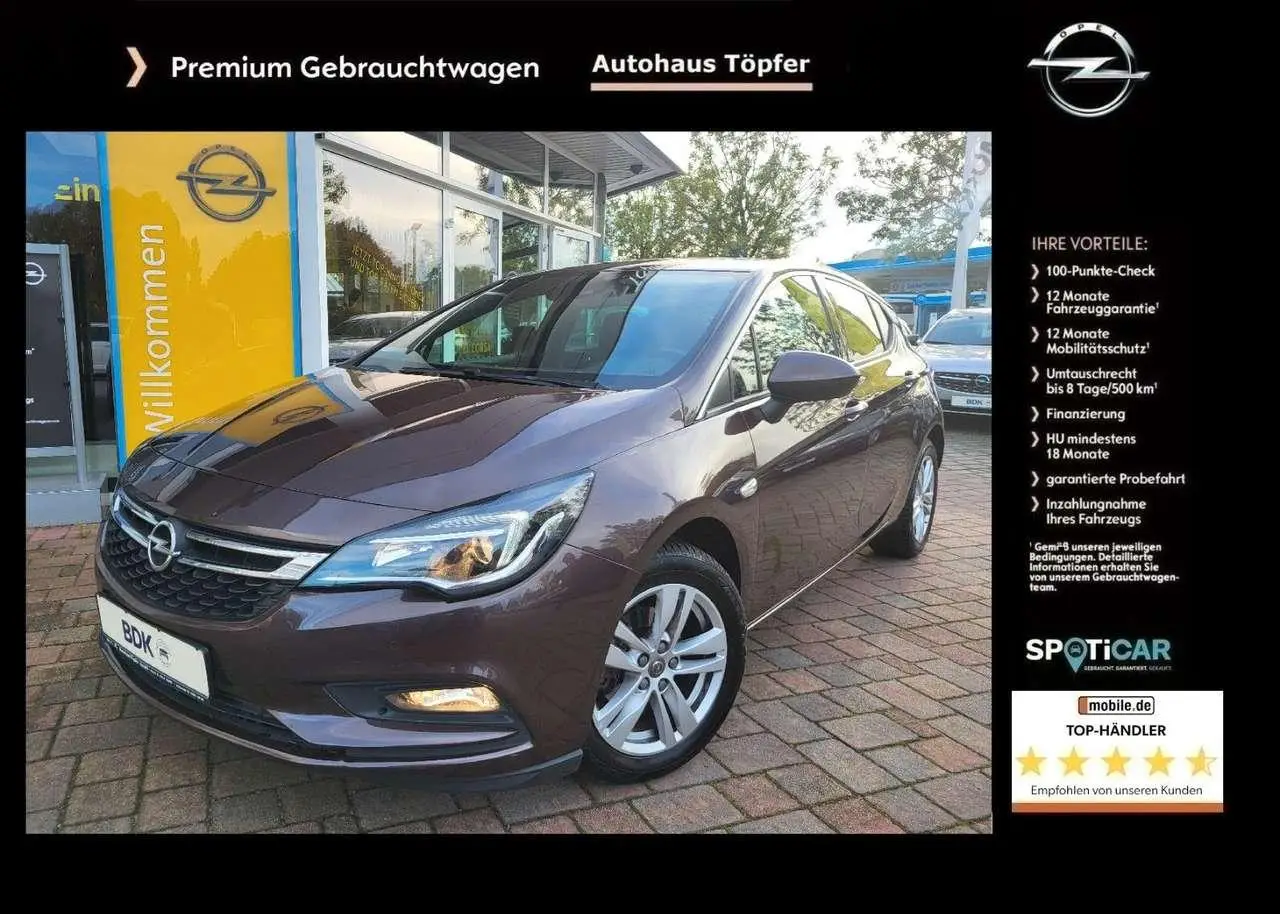 Photo 1 : Opel Astra 2018 Petrol