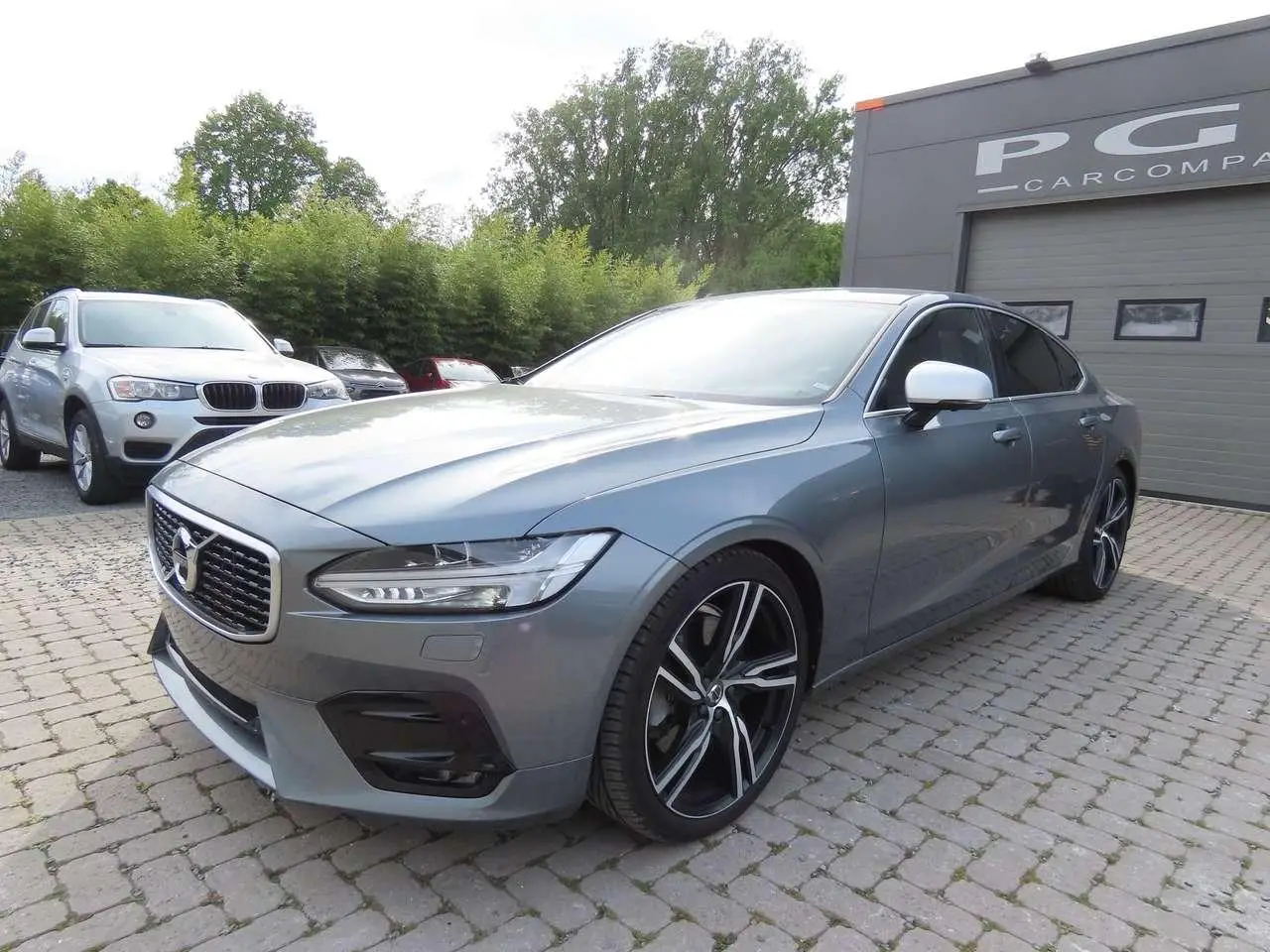 Photo 1 : Volvo S90 2018 Petrol