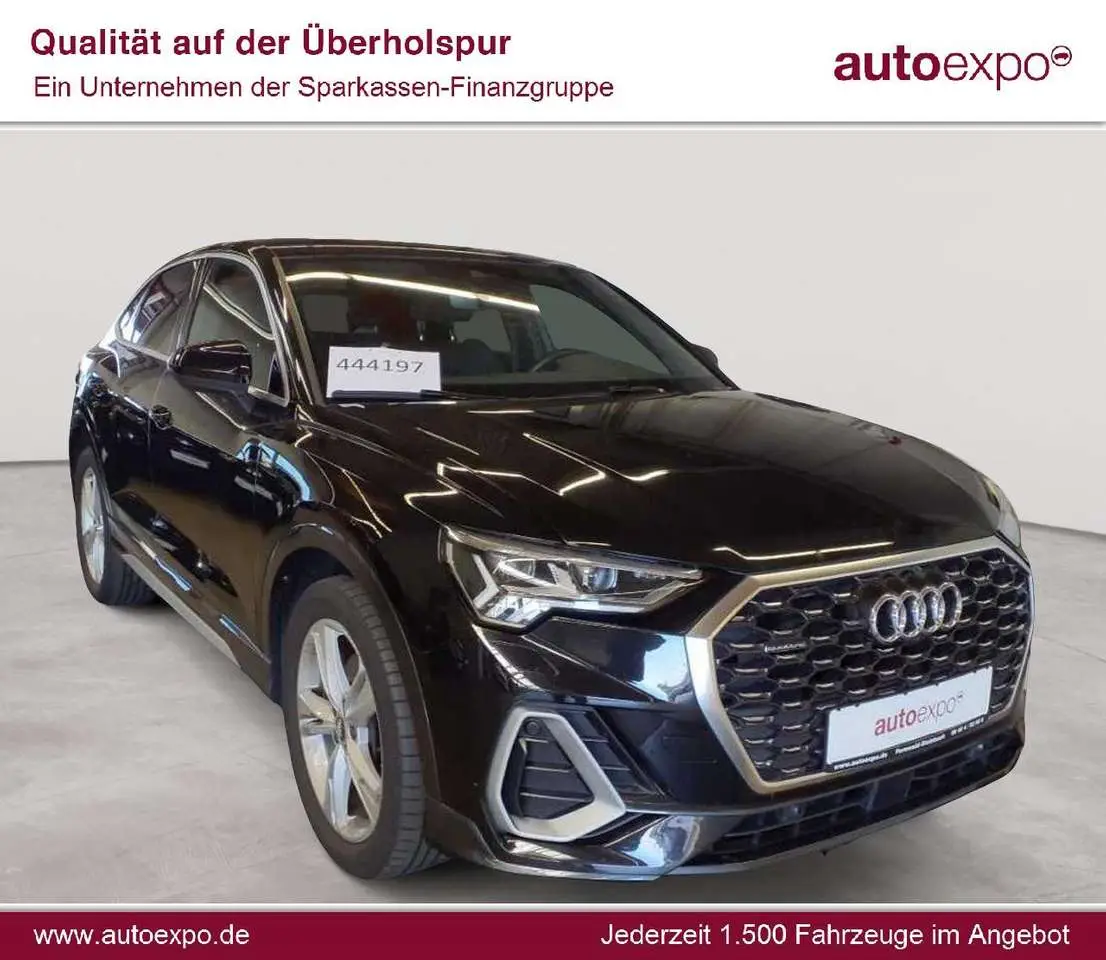 Photo 1 : Audi Q3 2020 Petrol