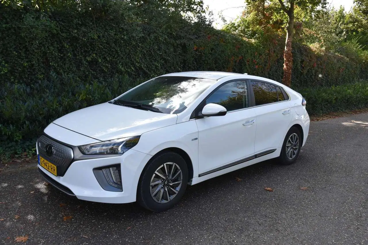 Photo 1 : Hyundai Ioniq 2019 Électrique