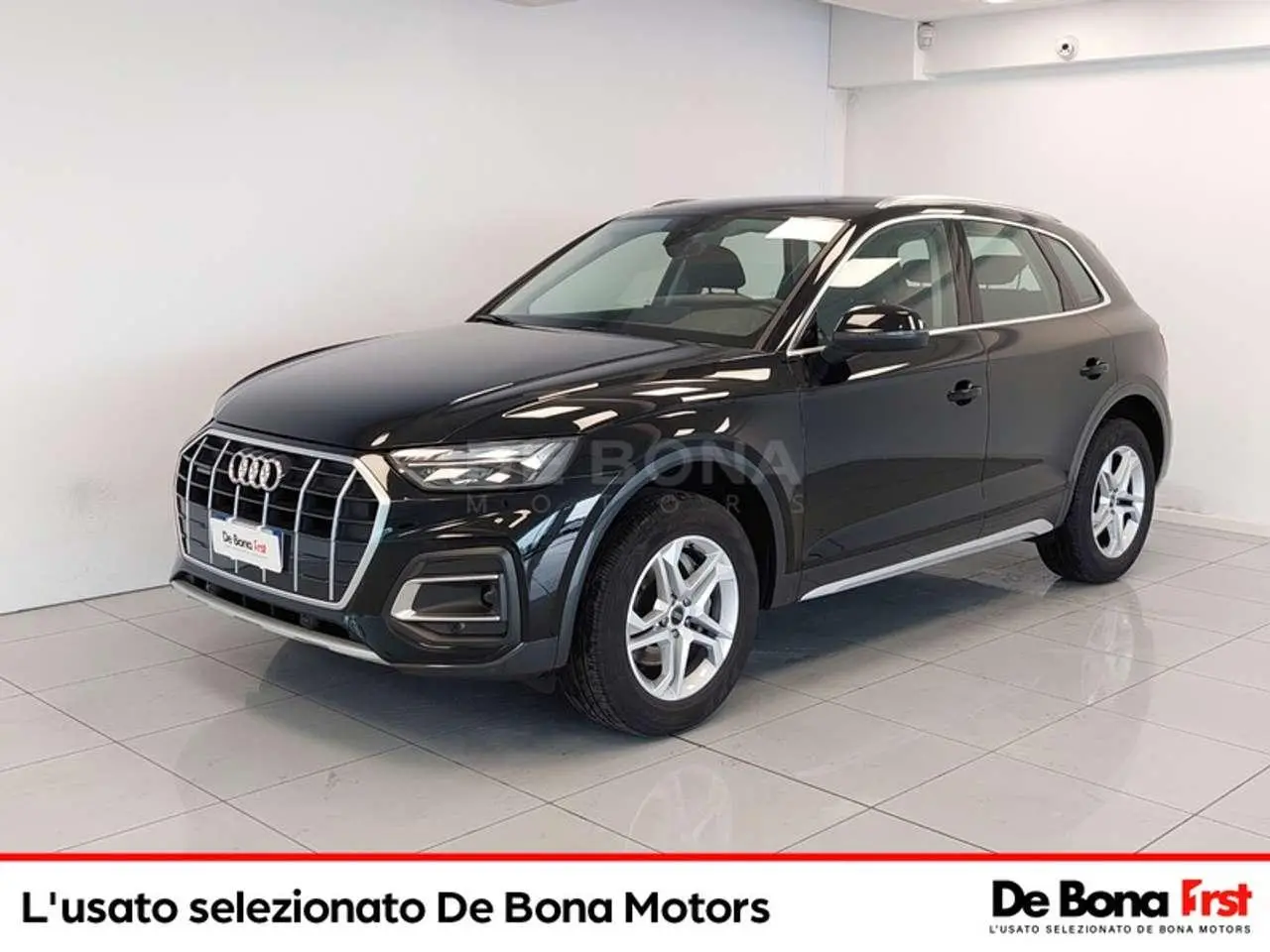 Photo 1 : Audi Q5 2021 Hybride