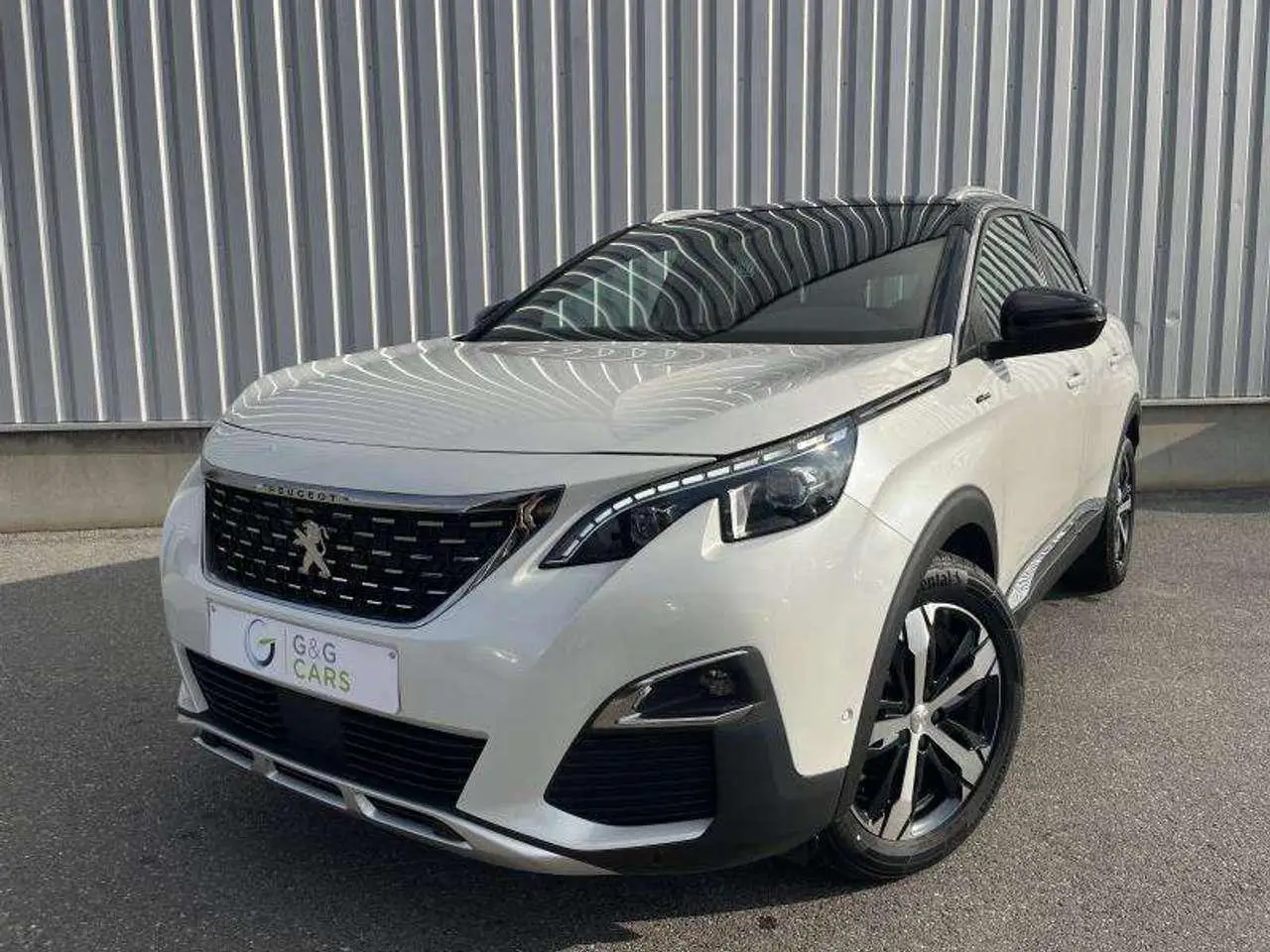 Photo 1 : Peugeot 3008 2019 Essence