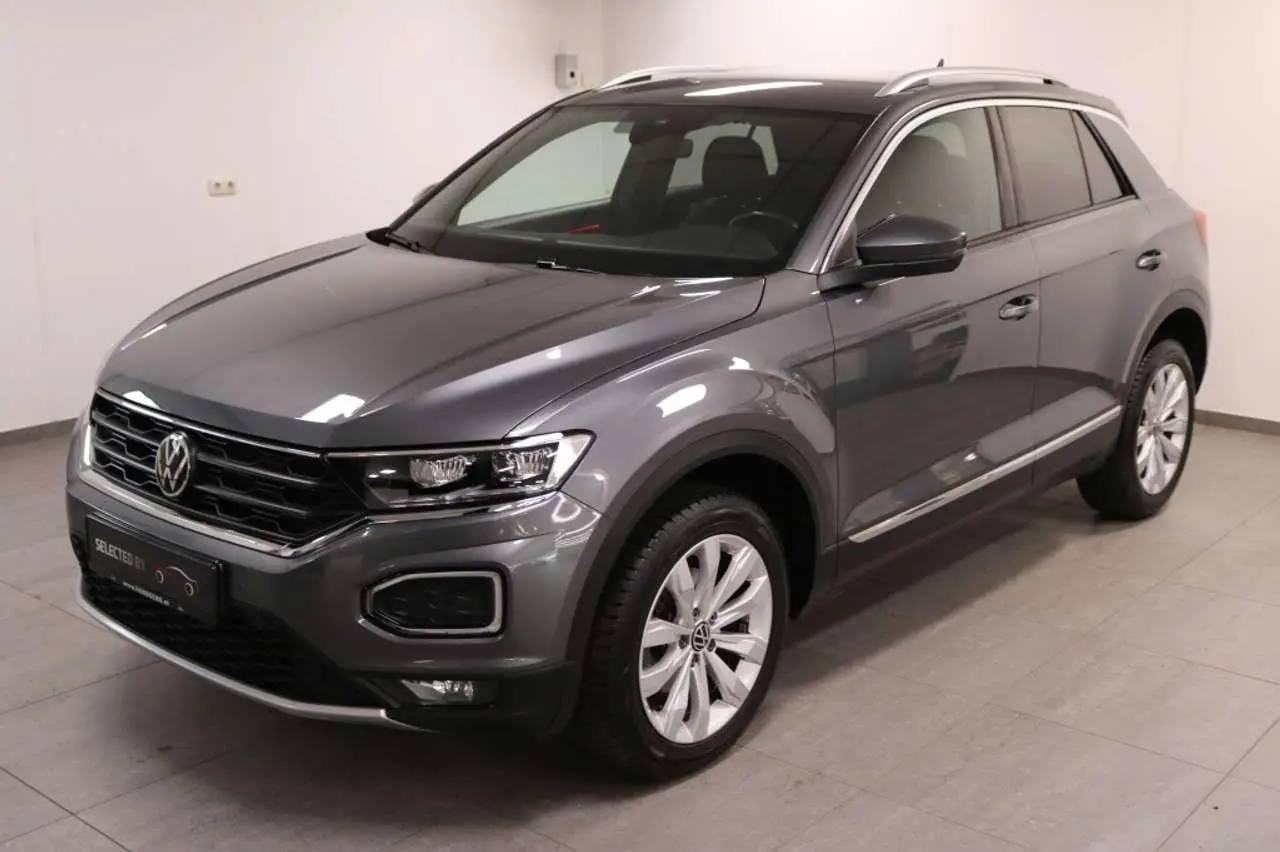 Photo 1 : Volkswagen T-roc 2021 Essence