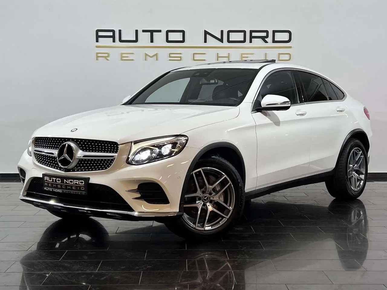 Photo 1 : Mercedes-benz Classe Glc 2017 Petrol