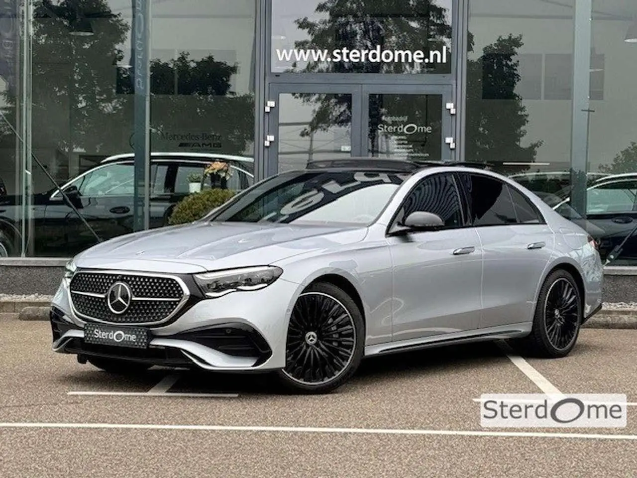 Photo 1 : Mercedes-benz Classe E 2023 Hybride