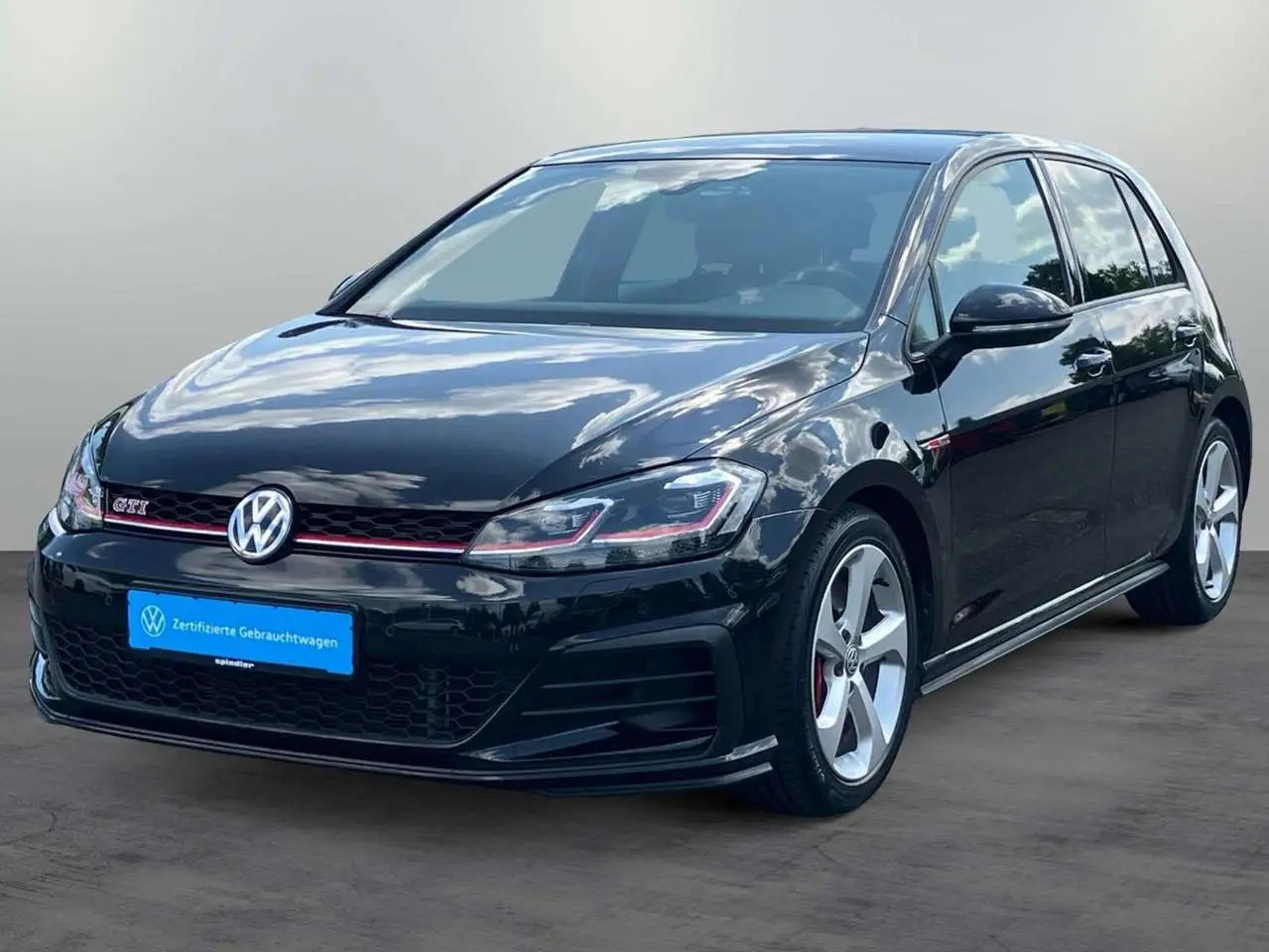 Photo 1 : Volkswagen Golf 2019 Essence