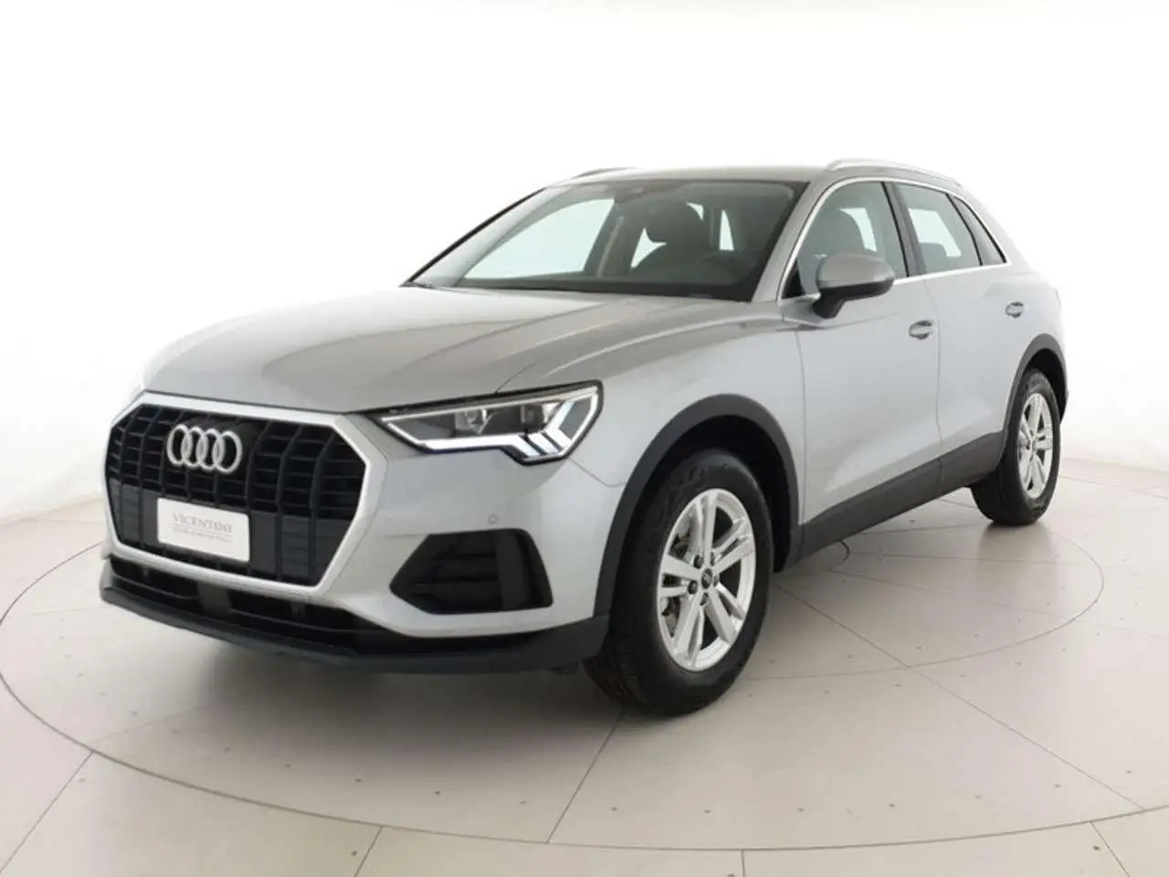 Photo 1 : Audi Q3 2024 Diesel