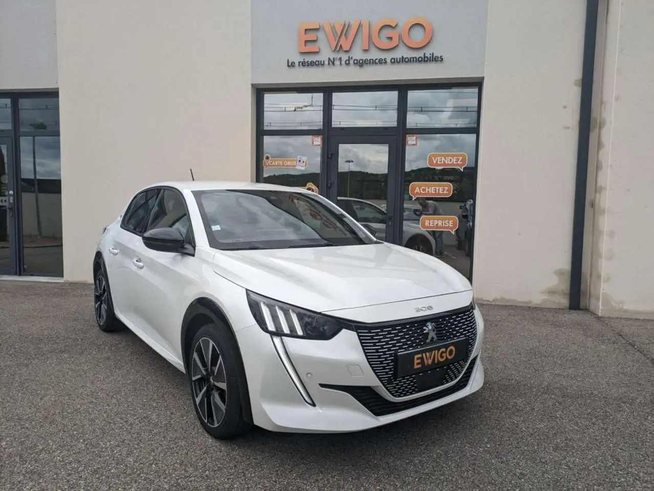 Photo 1 : Peugeot 208 2020 Electric