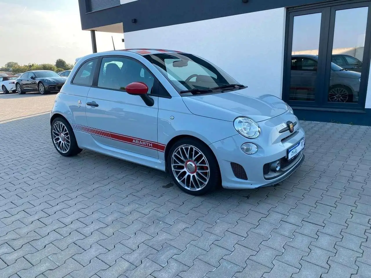 Photo 1 : Abarth 500 2016 Petrol