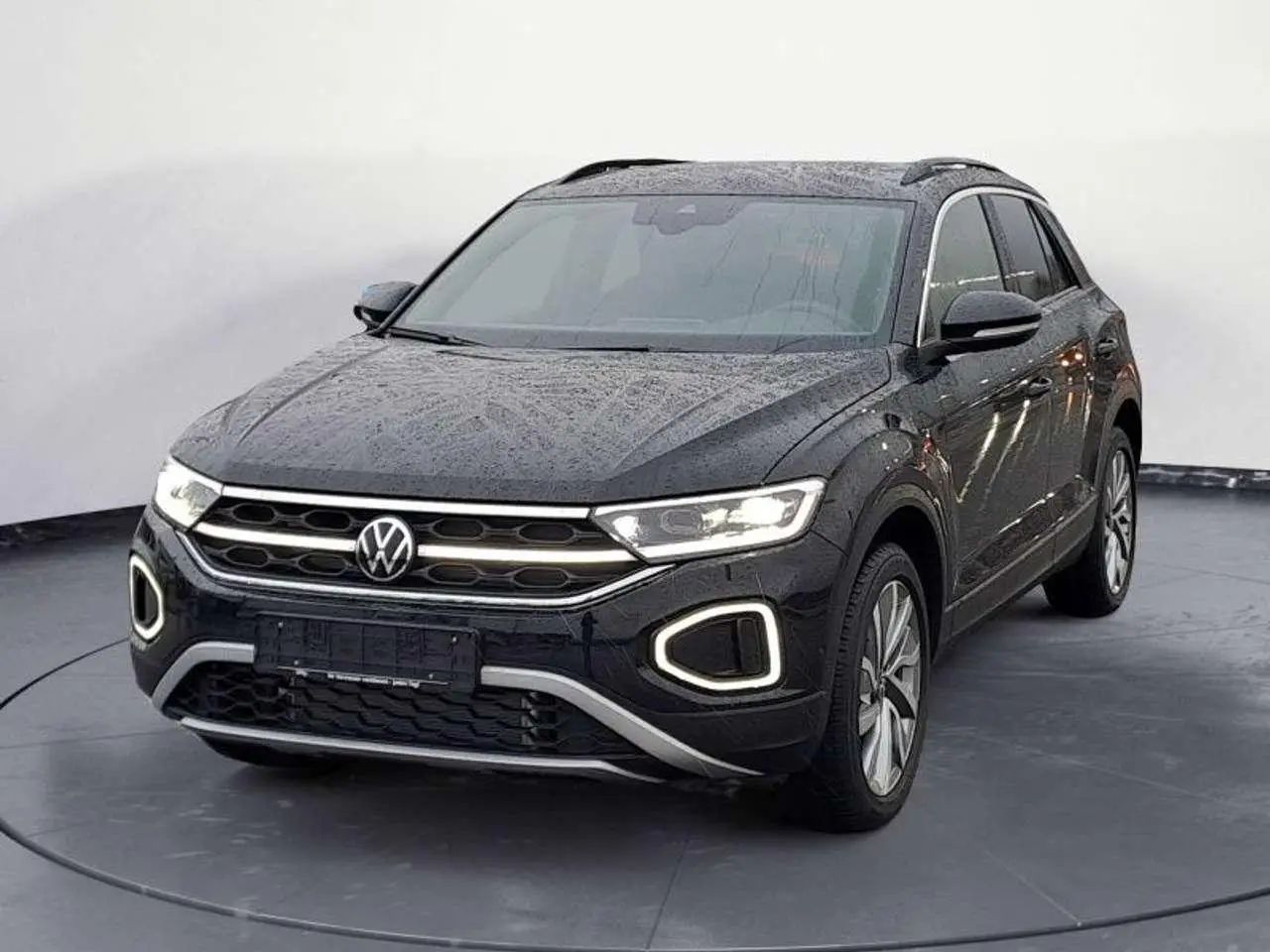 Photo 1 : Volkswagen T-roc 2023 Petrol