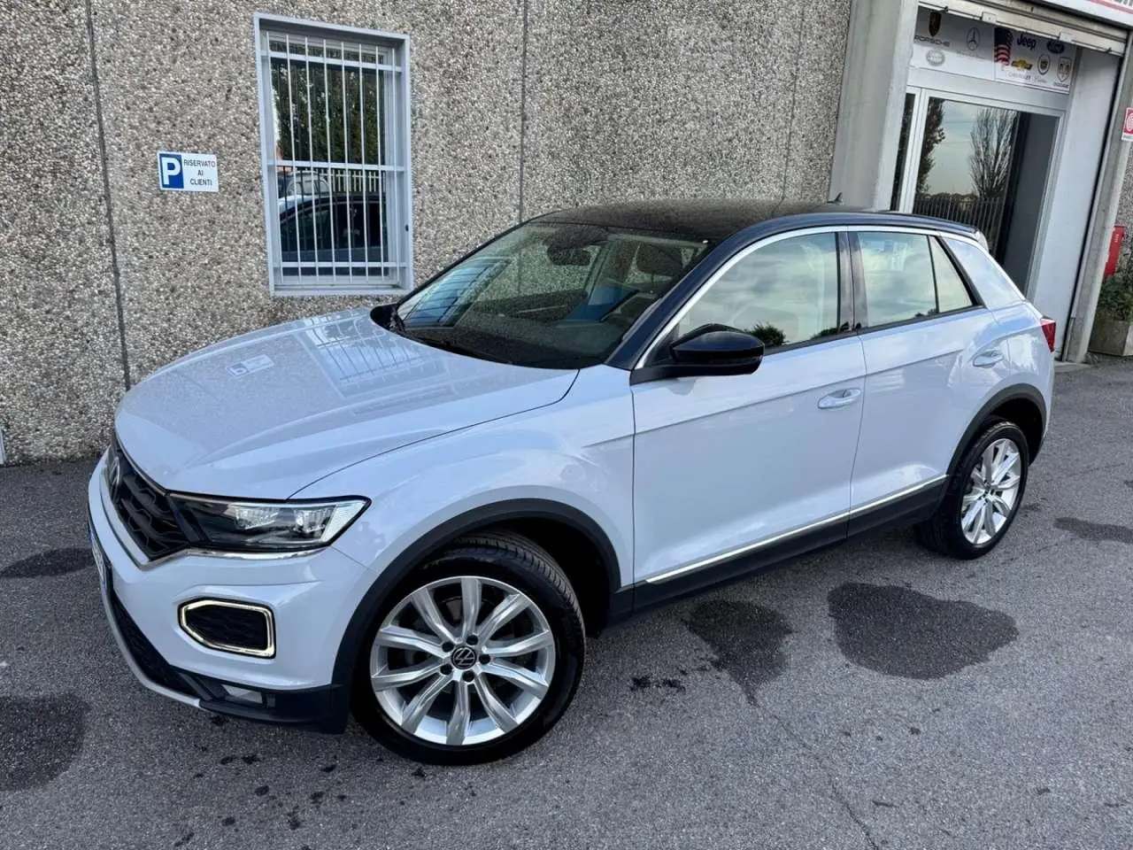 Photo 1 : Volkswagen T-roc 2021 Petrol