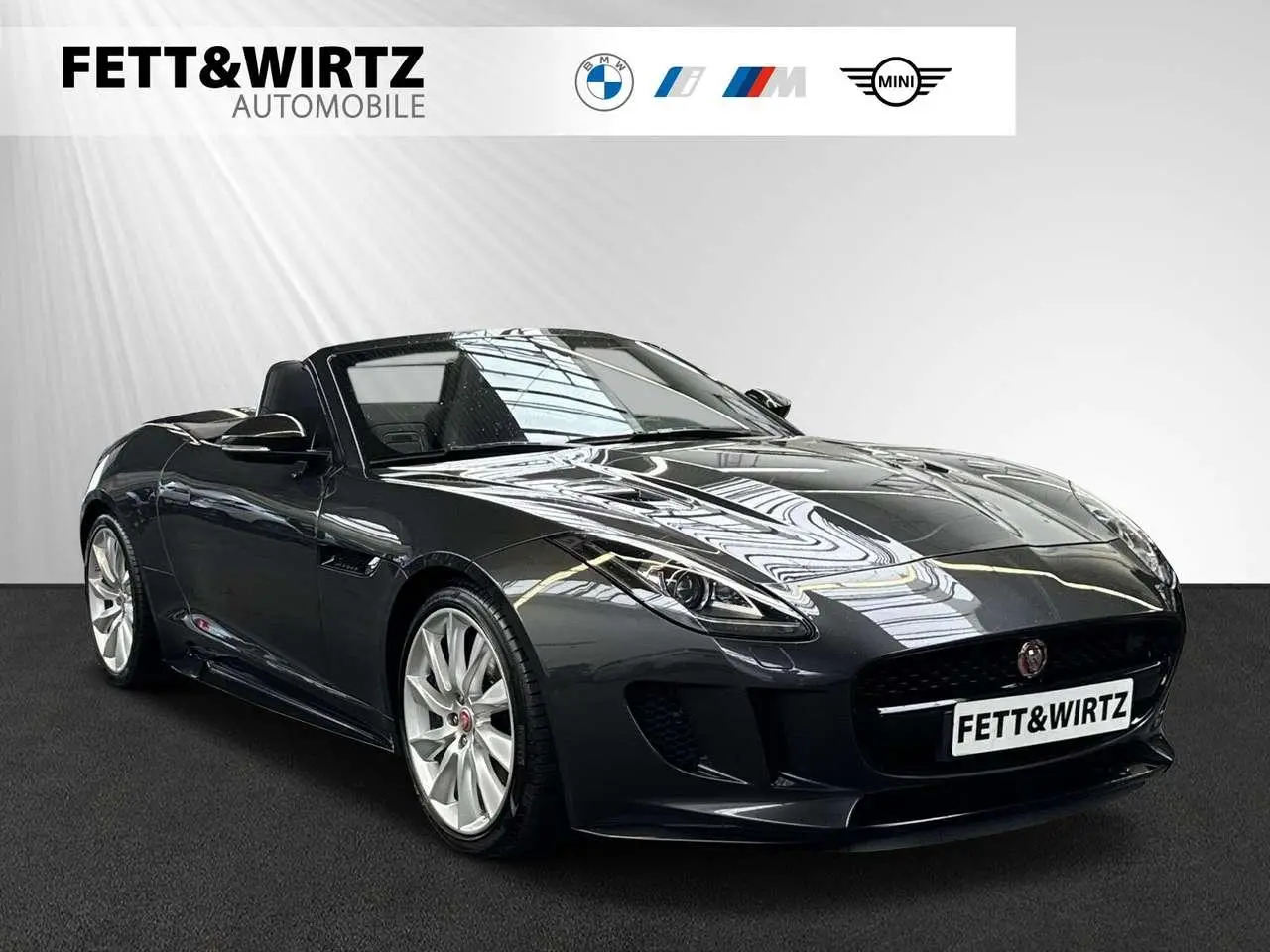 Photo 1 : Jaguar F-type 2017 Petrol