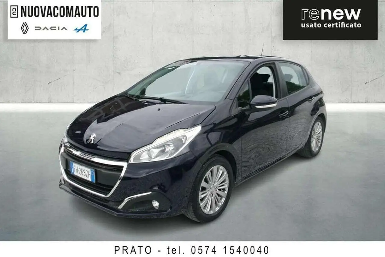 Photo 1 : Peugeot 208 2017 Petrol