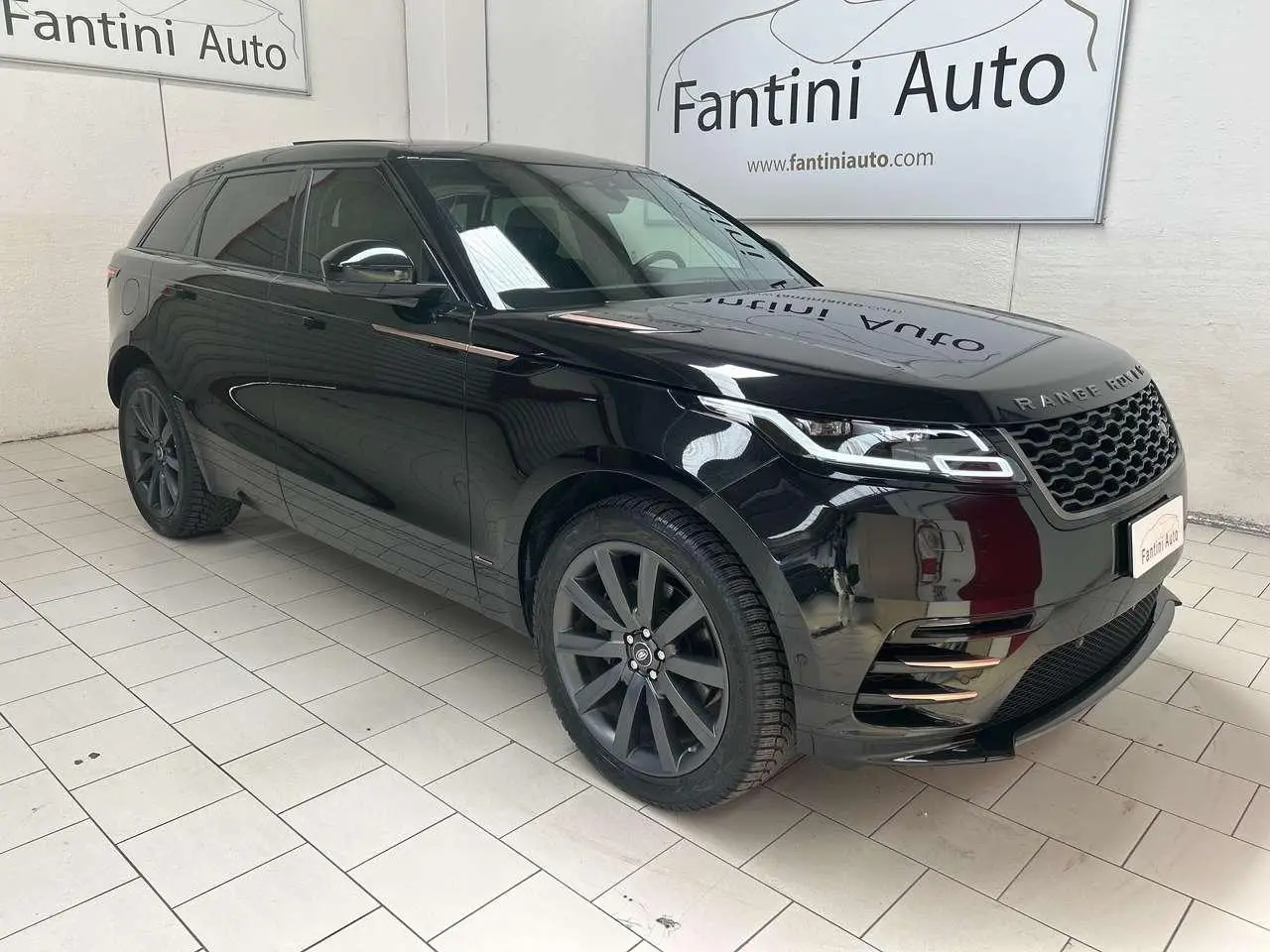 Photo 1 : Land Rover Range Rover Velar 2020 Diesel