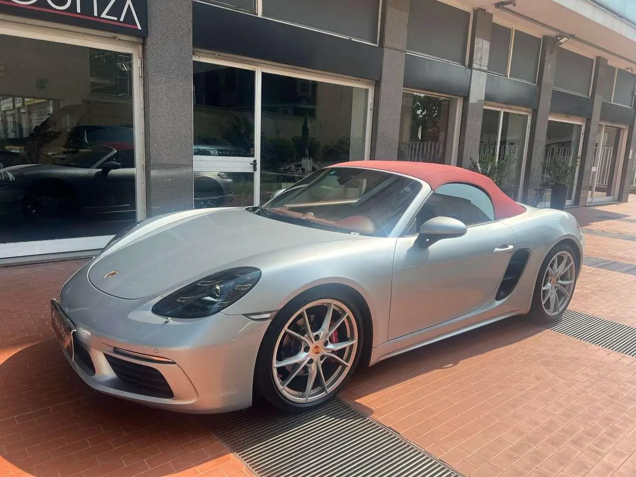 Photo 1 : Porsche Boxster 2017 Petrol