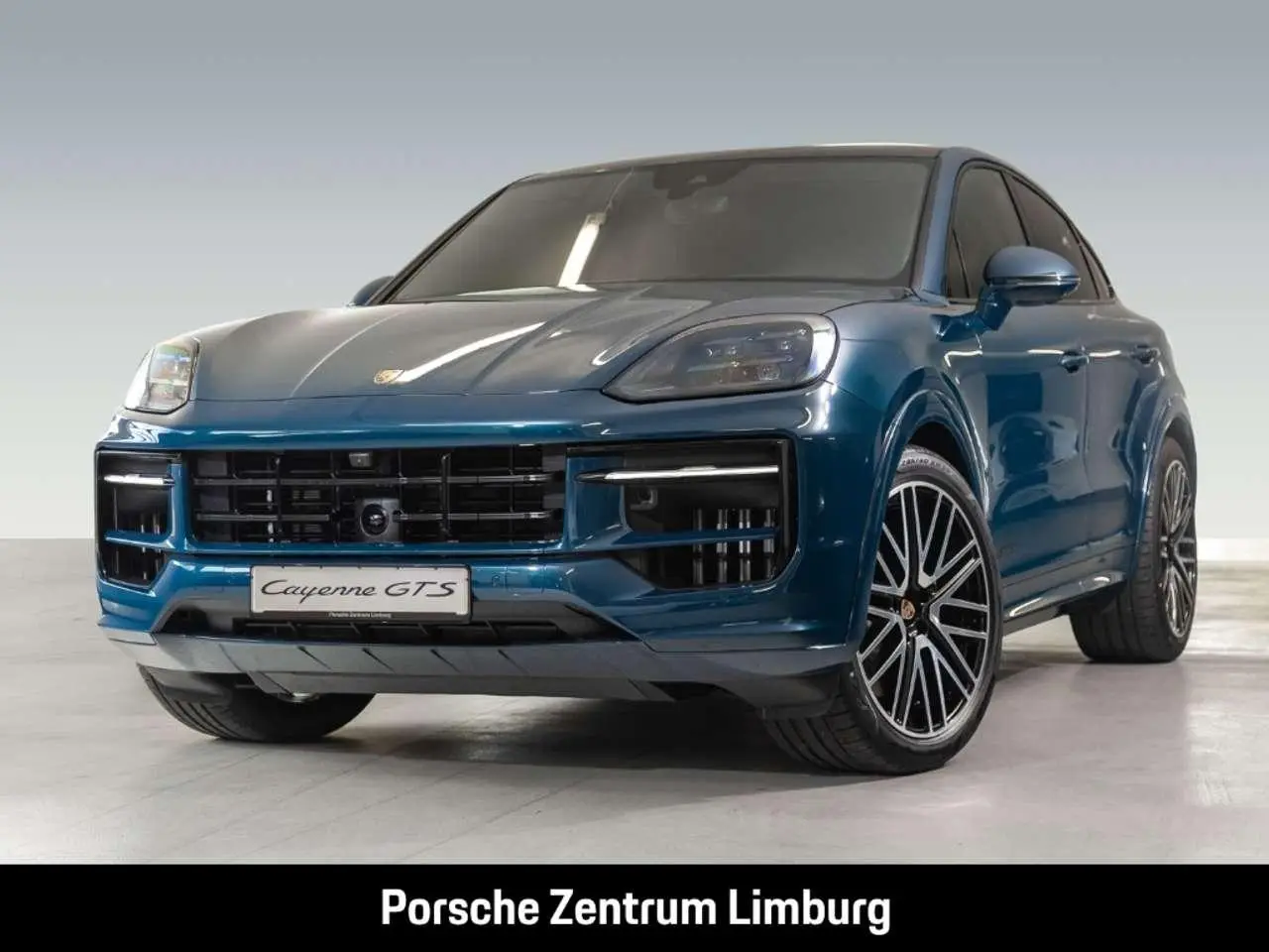 Photo 1 : Porsche Cayenne 2024 Petrol