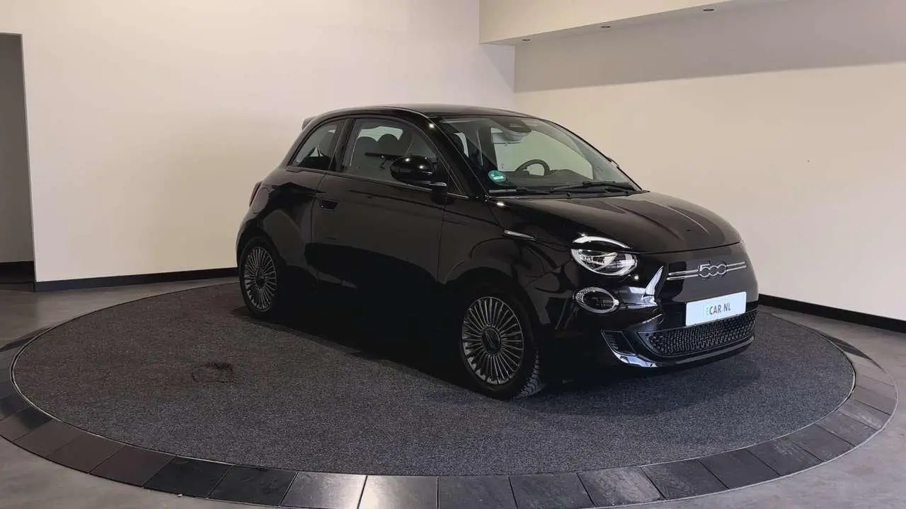 Photo 1 : Fiat 500 2022 Électrique