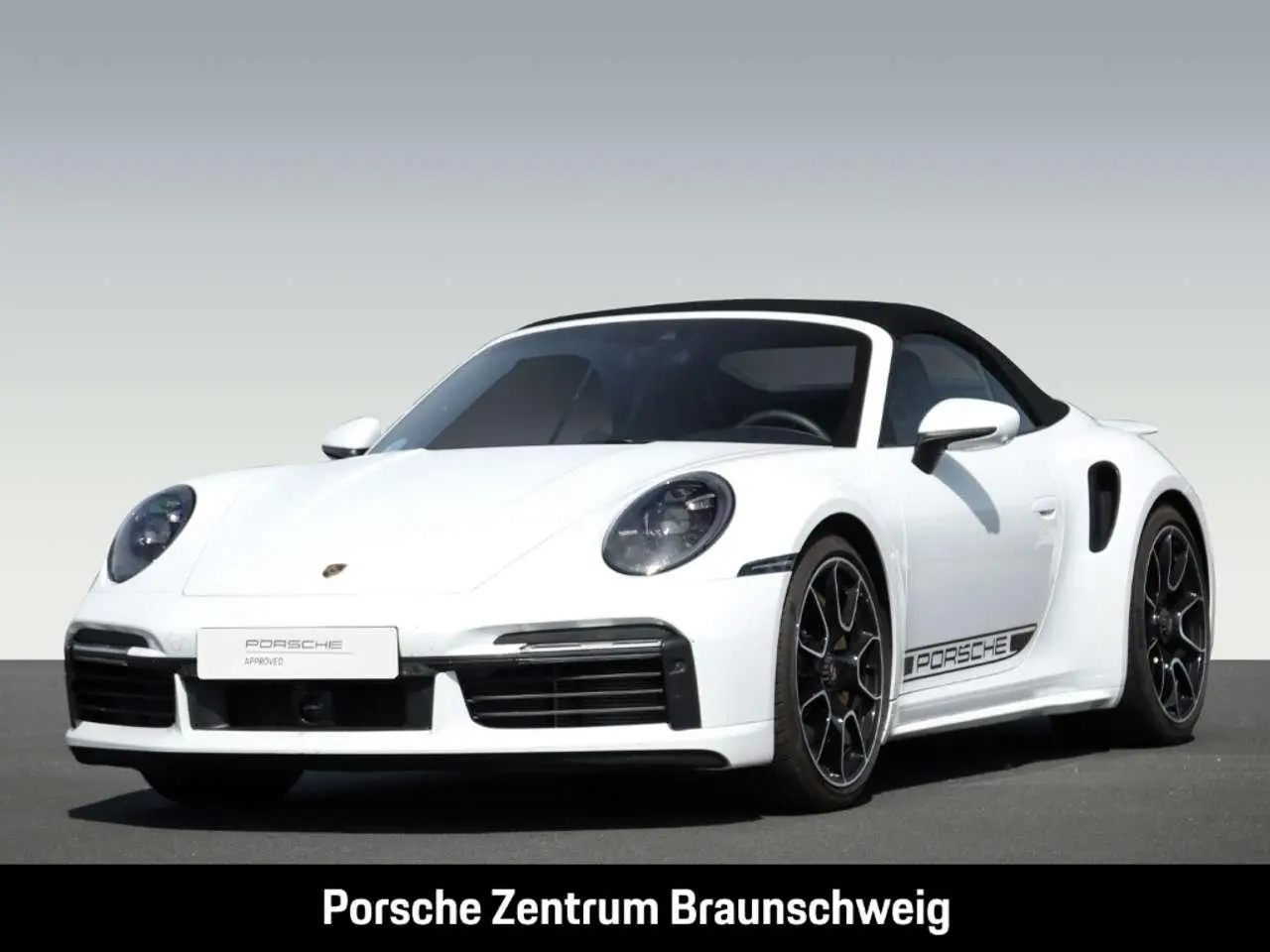 Photo 1 : Porsche 992 2020 Essence