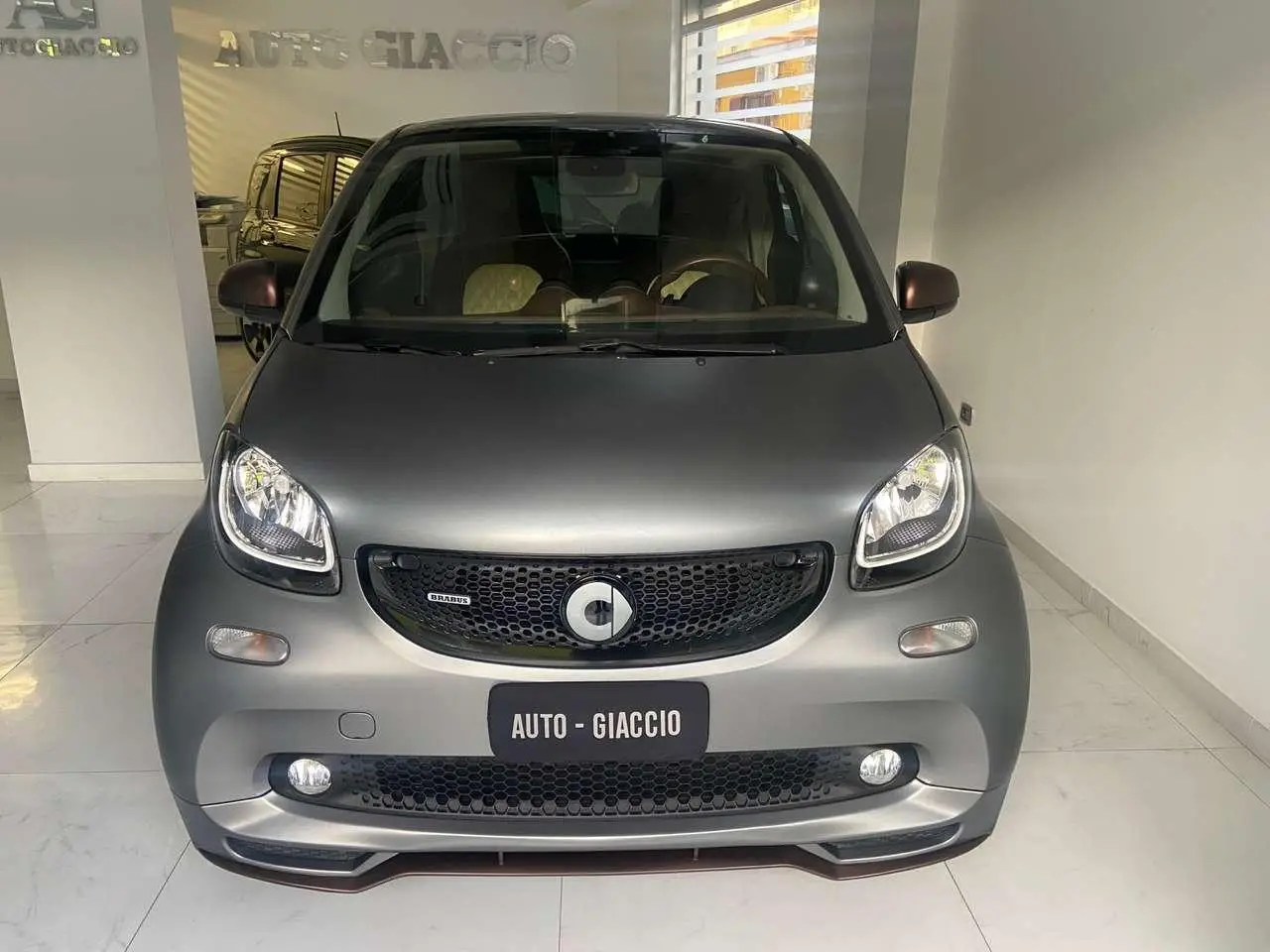 Photo 1 : Smart Fortwo 2018 Petrol