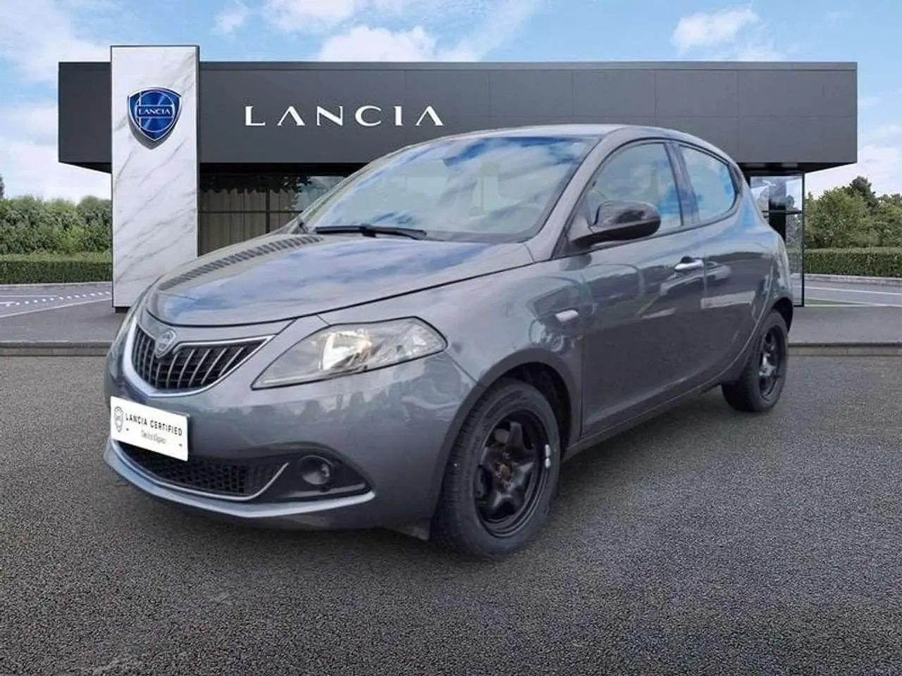 Photo 1 : Lancia Ypsilon 2022 Petrol