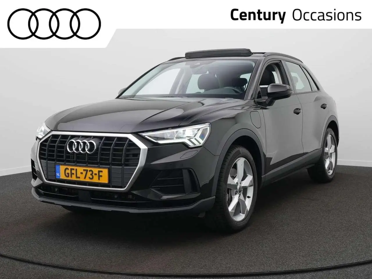 Photo 1 : Audi Q3 2022 Hybrid