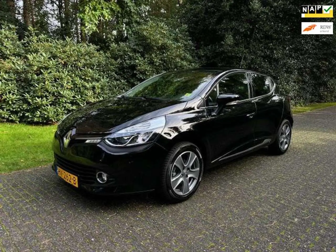 Photo 1 : Renault Clio 2016 Petrol