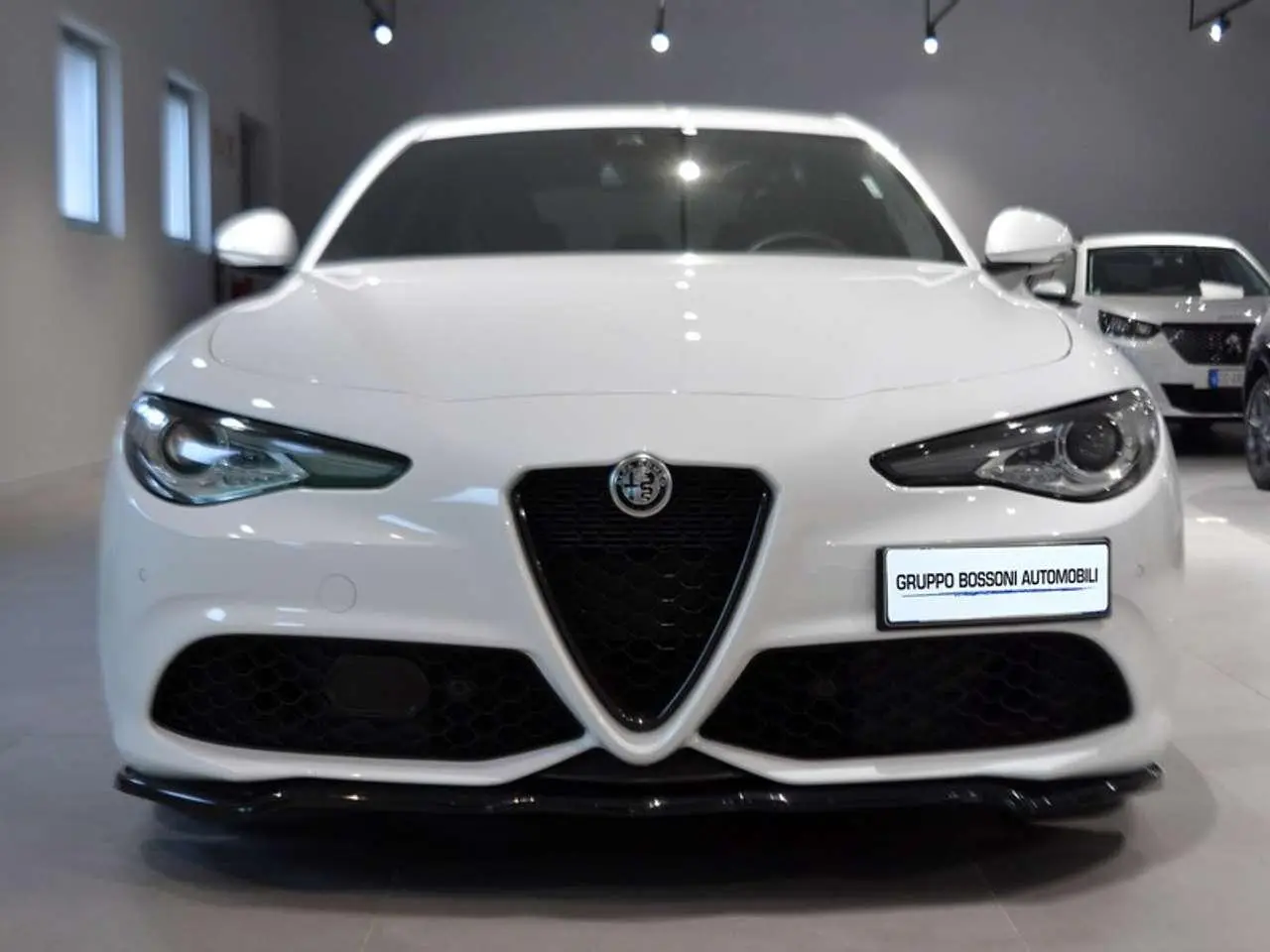 Photo 1 : Alfa Romeo Giulia 2022 Petrol