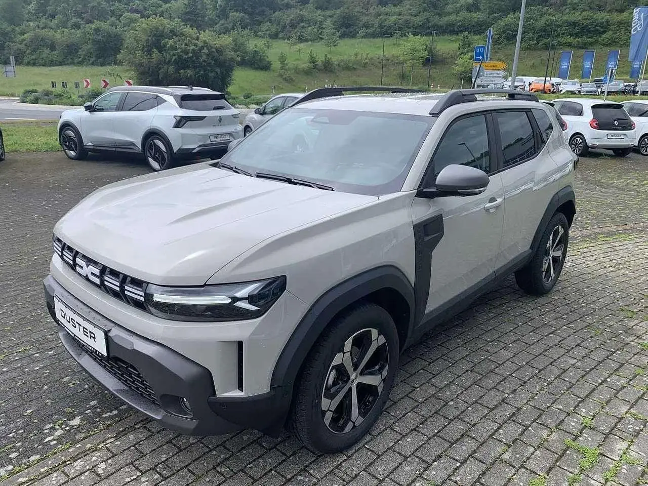 Photo 1 : Dacia Duster 2024 Essence