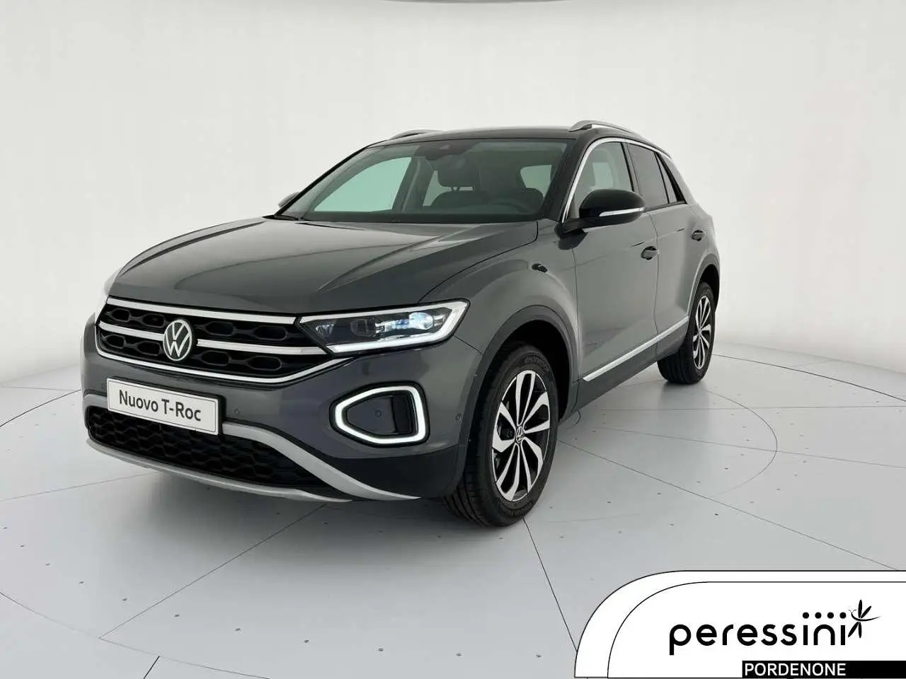 Photo 1 : Volkswagen T-roc 2023 Essence