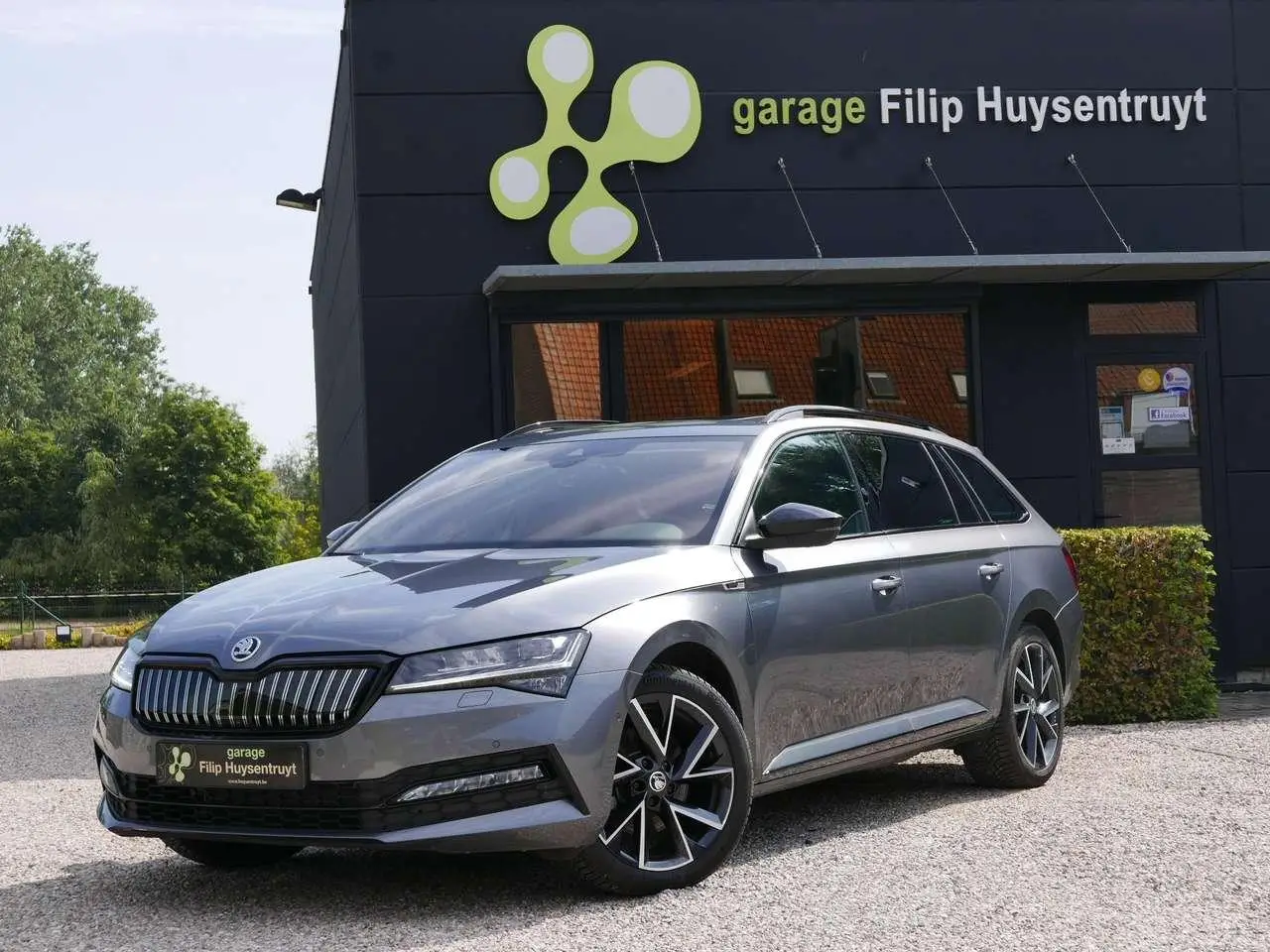 Photo 1 : Skoda Superb 2023 Hybrid