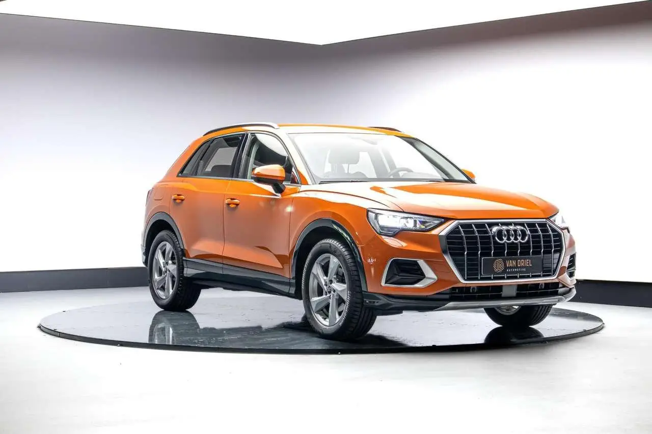 Photo 1 : Audi Q3 2021 Essence