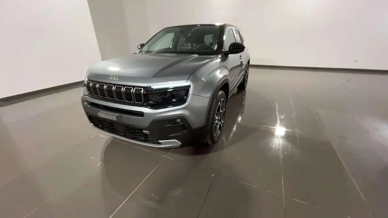 Photo 1 : Jeep Avenger 2024 Essence