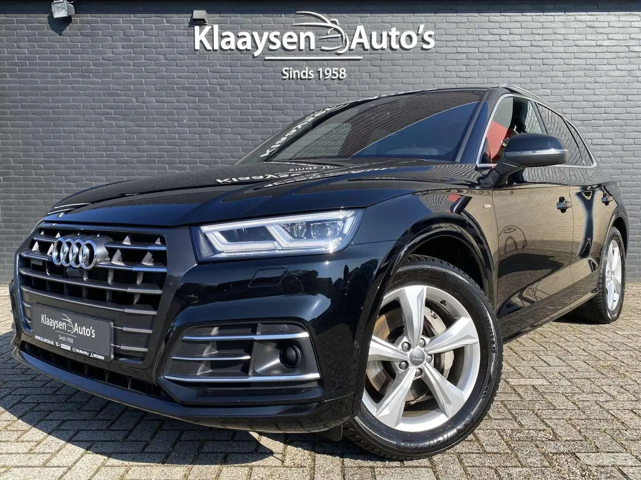 Photo 1 : Audi Q5 2021 Hybride