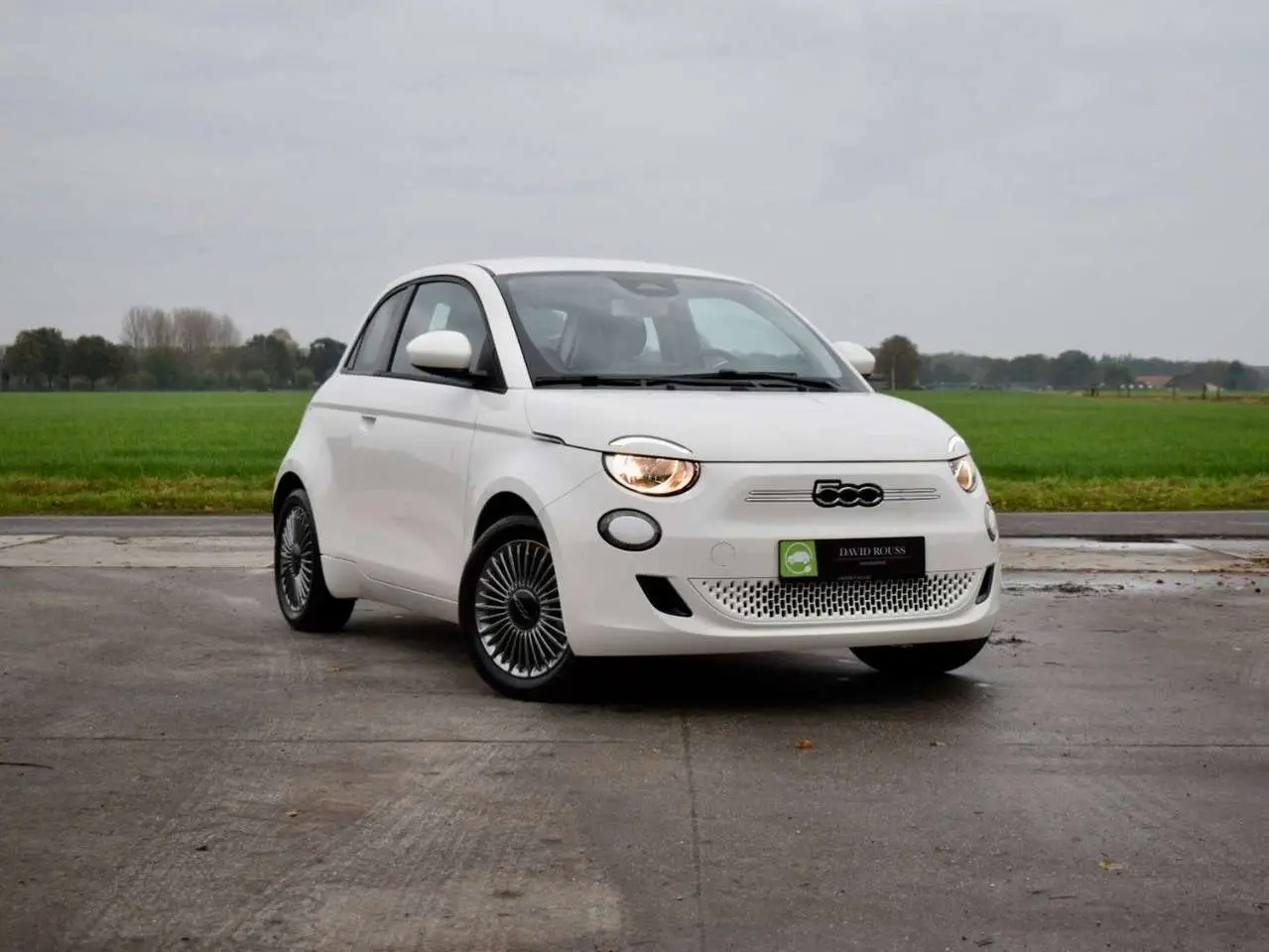 Photo 1 : Fiat 500 2023 Electric