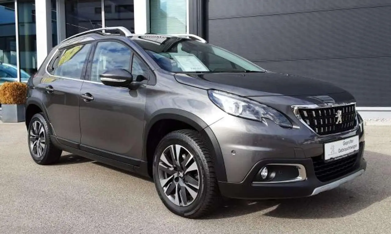 Photo 1 : Peugeot 2008 2018 Essence