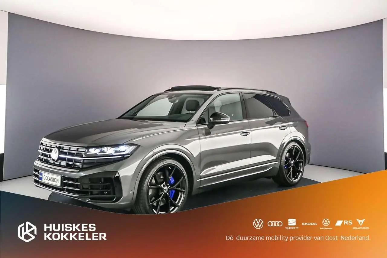 Photo 1 : Volkswagen Touareg 2024 Hybride